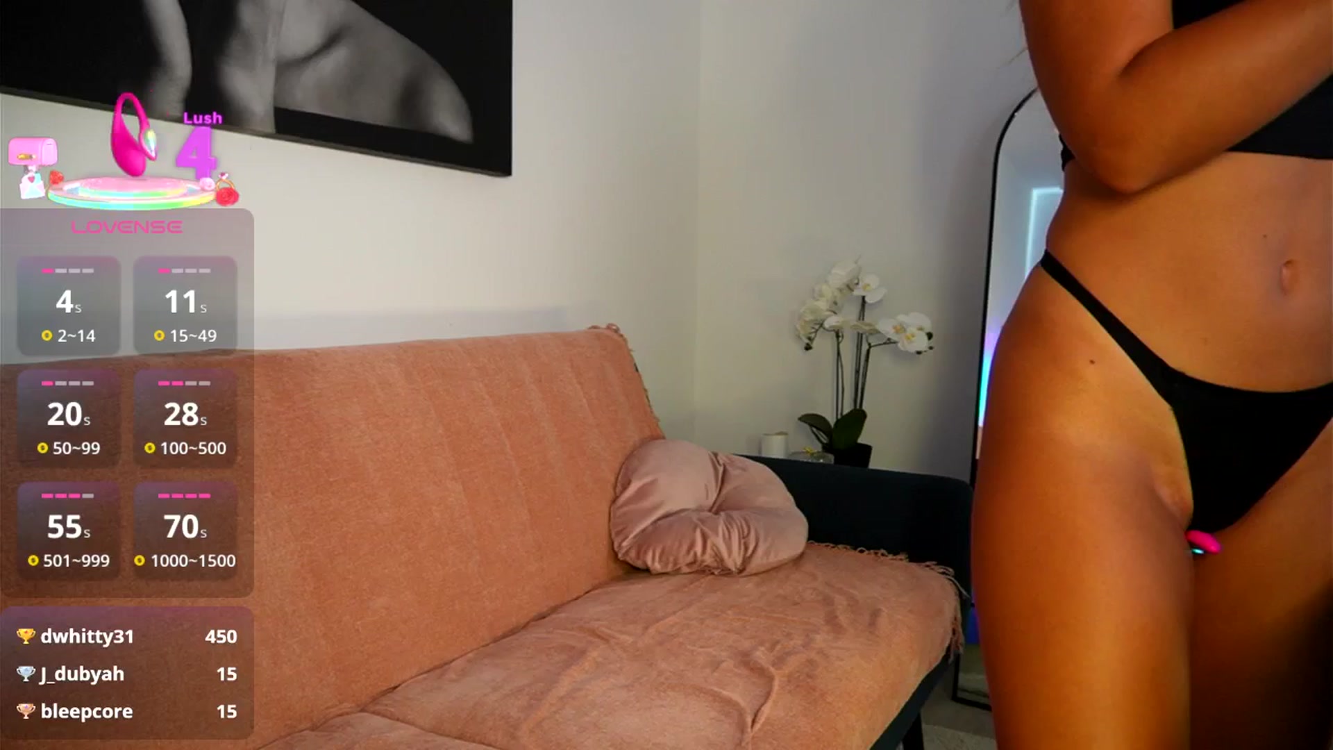 Gallery image thumbnail from Izy_belle's myfreecams stream on, 08/07/2025, 06:54 image 6 of 20