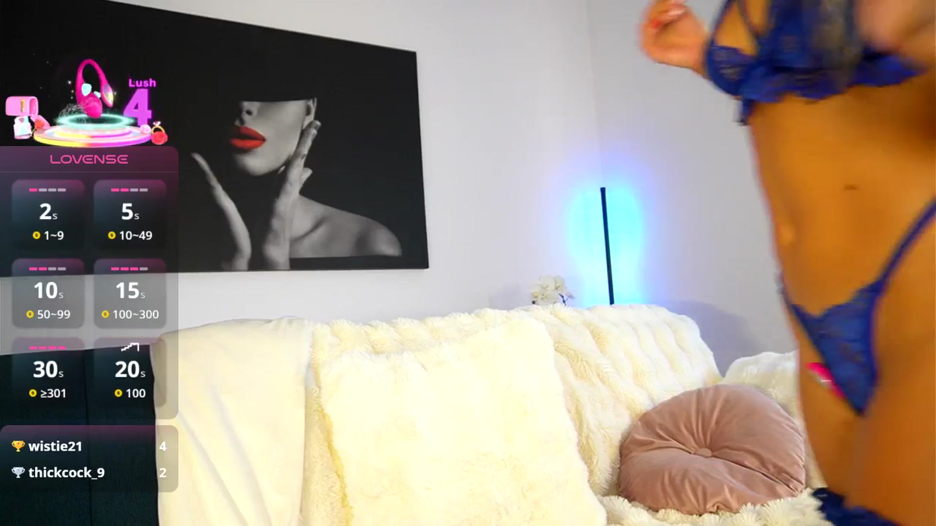 Gallery image thumbnail from Izy_belle's myfreecams stream on, 12/17/2025, 08:21 image 11 of 20