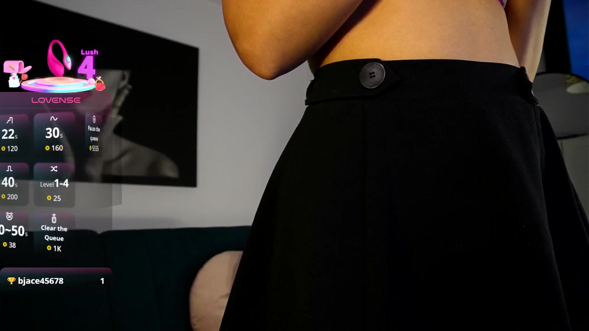 Gallery image thumbnail from Izy_belle's myfreecams stream on, 04/06/2026, 17:20 image 15 of 20