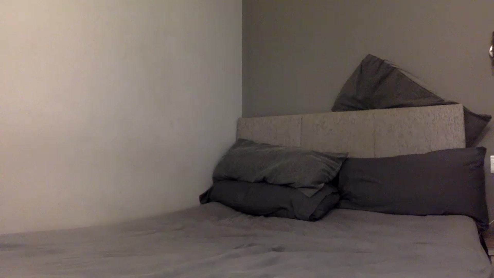 Gallery image thumbnail from IzzyPeaches21's myfreecams stream on, 12/10/2024, 17:06 image 12 of 20