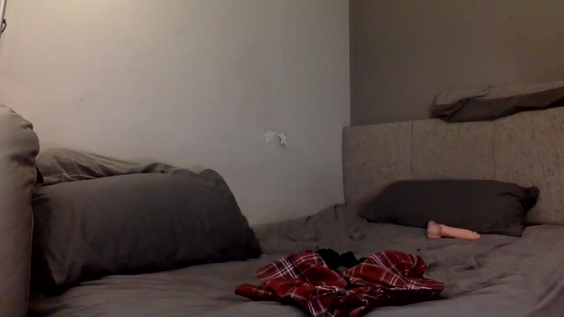 Gallery image thumbnail from IzzyPeaches21's myfreecams stream on, 02/11/2025, 17:13 image 8 of 20