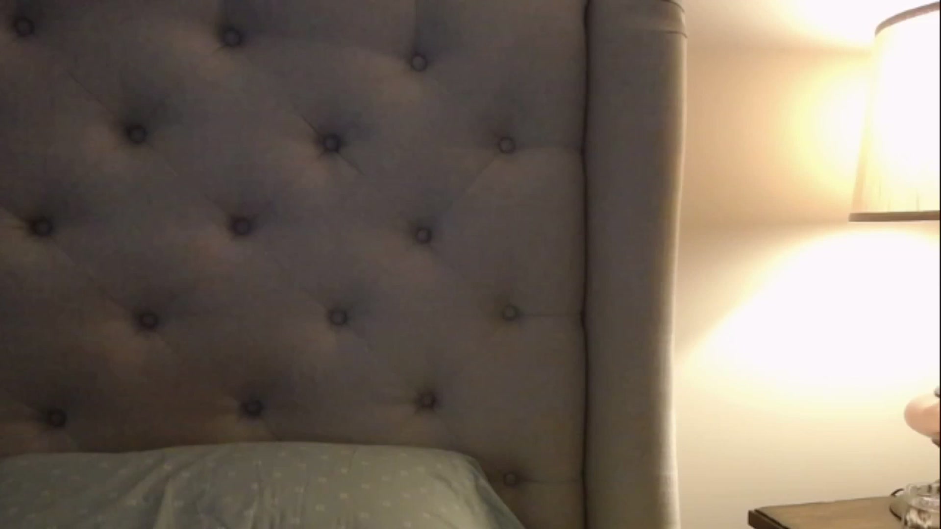 Gallery image thumbnail from J0llye's myfreecams stream on, 12/05/2022, 17:51 image 19 of 20