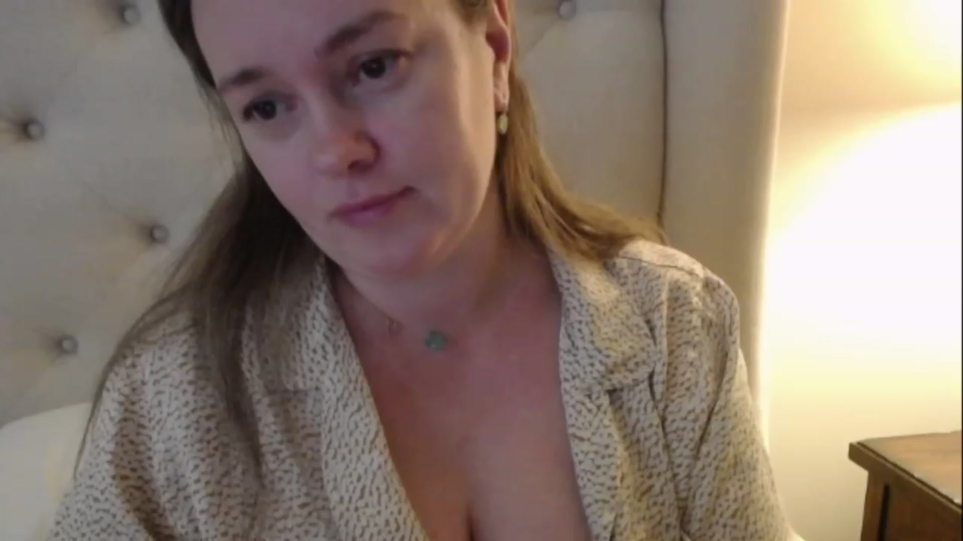 Gallery image thumbnail from J0llye's myfreecams stream on, 12/12/2022, 18:00 image 18 of 20