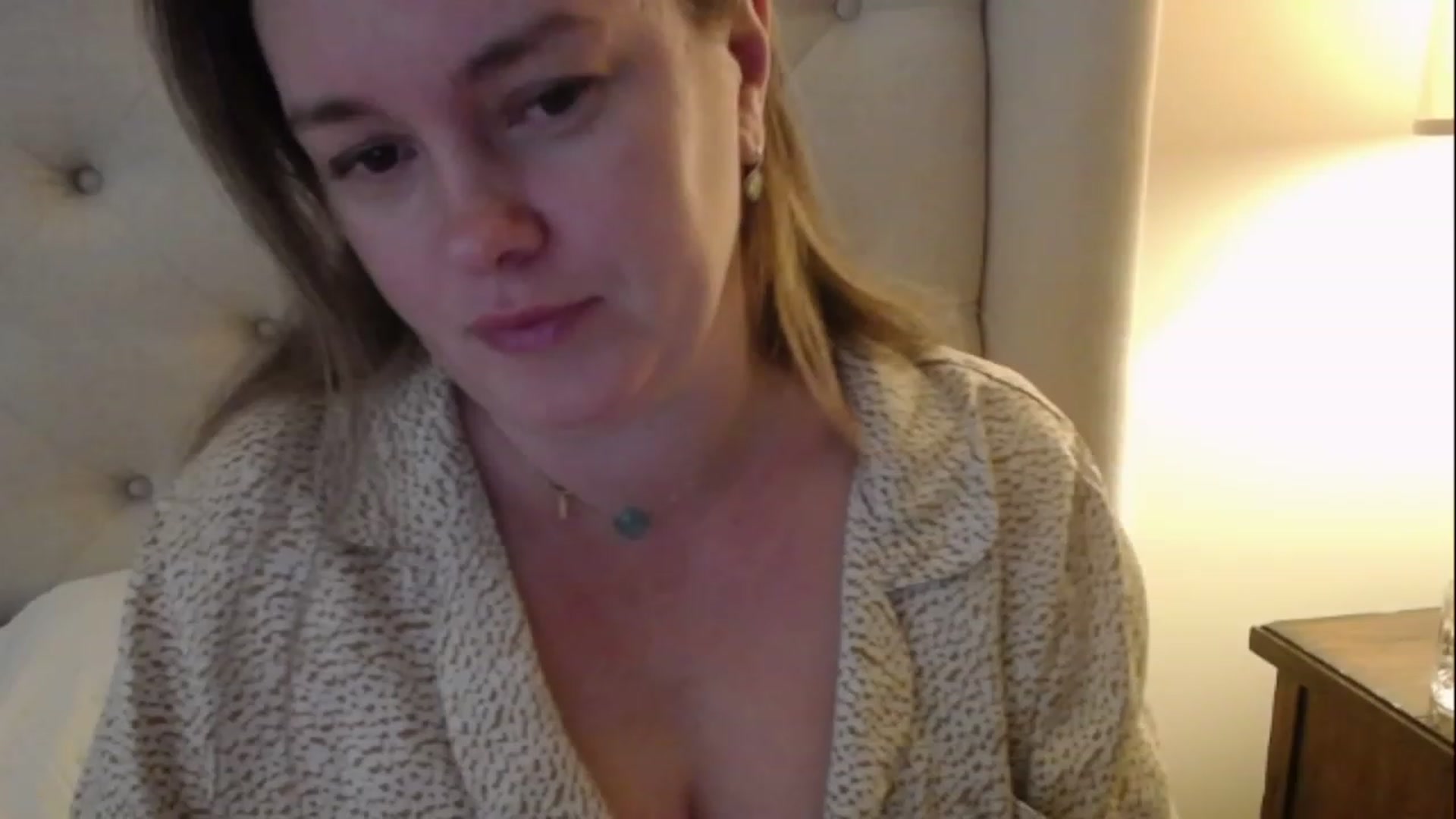 Gallery image thumbnail from J0llye's myfreecams stream on, 12/12/2022, 18:00 image 5 of 20