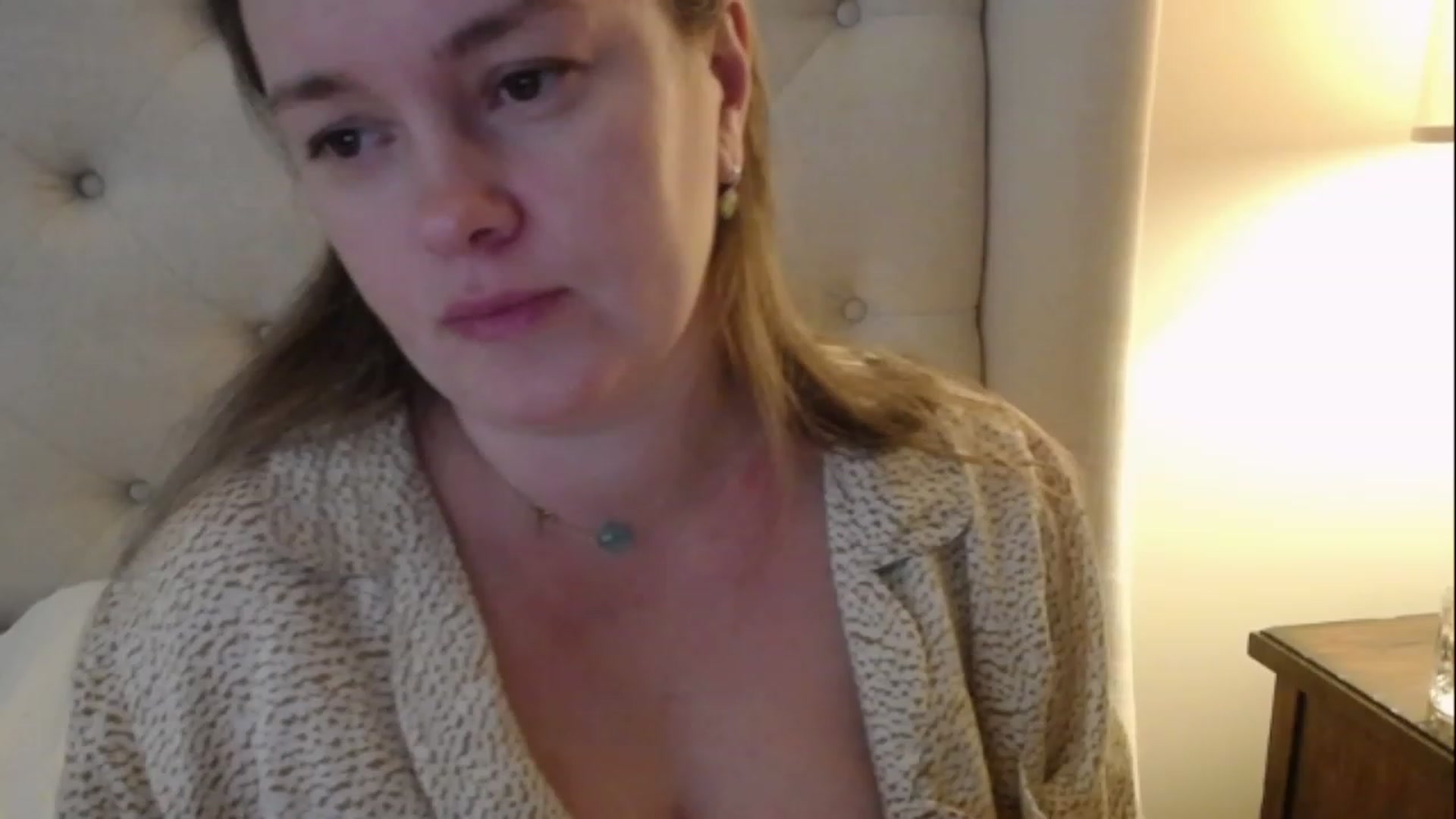 Gallery image thumbnail from J0llye's myfreecams stream on, 12/12/2022, 18:00 image 12 of 20