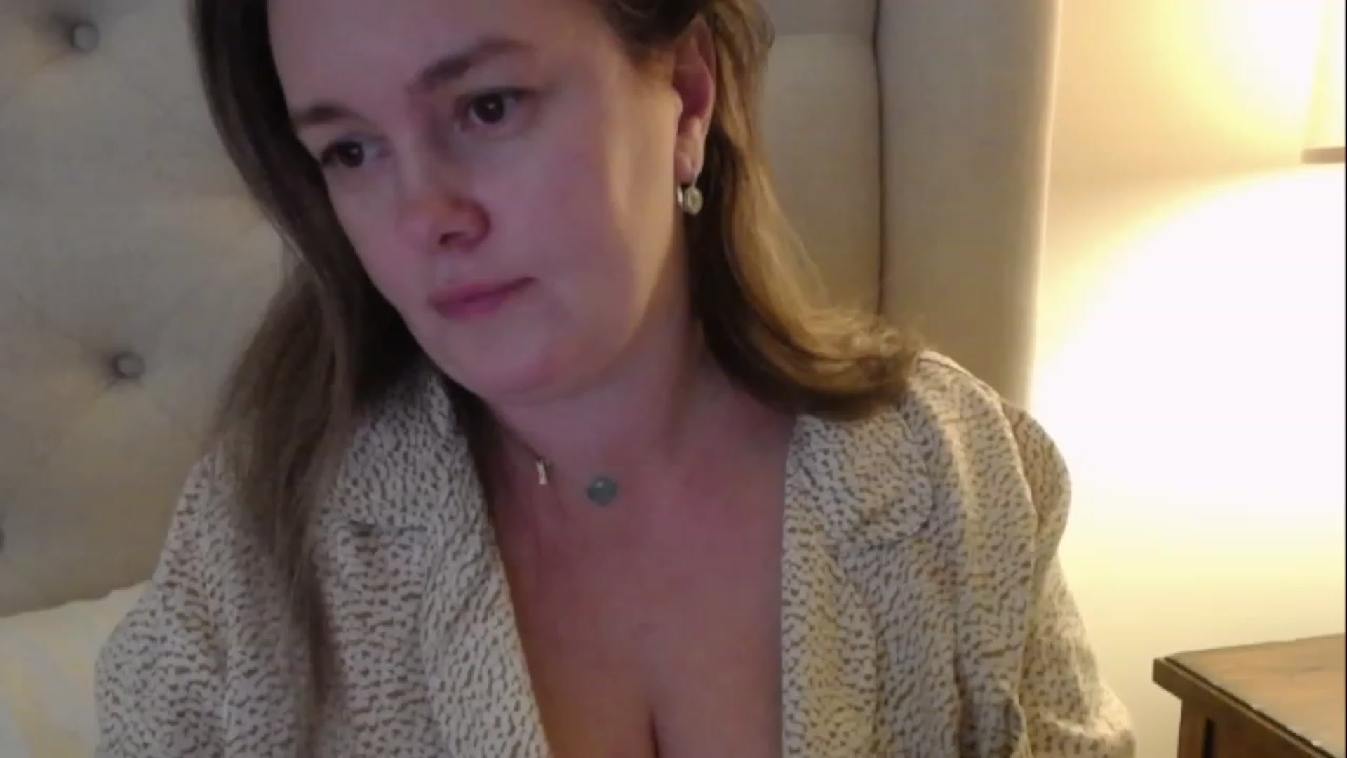 Gallery image thumbnail from J0llye's myfreecams stream on, 12/12/2022, 20:58 image 15 of 20