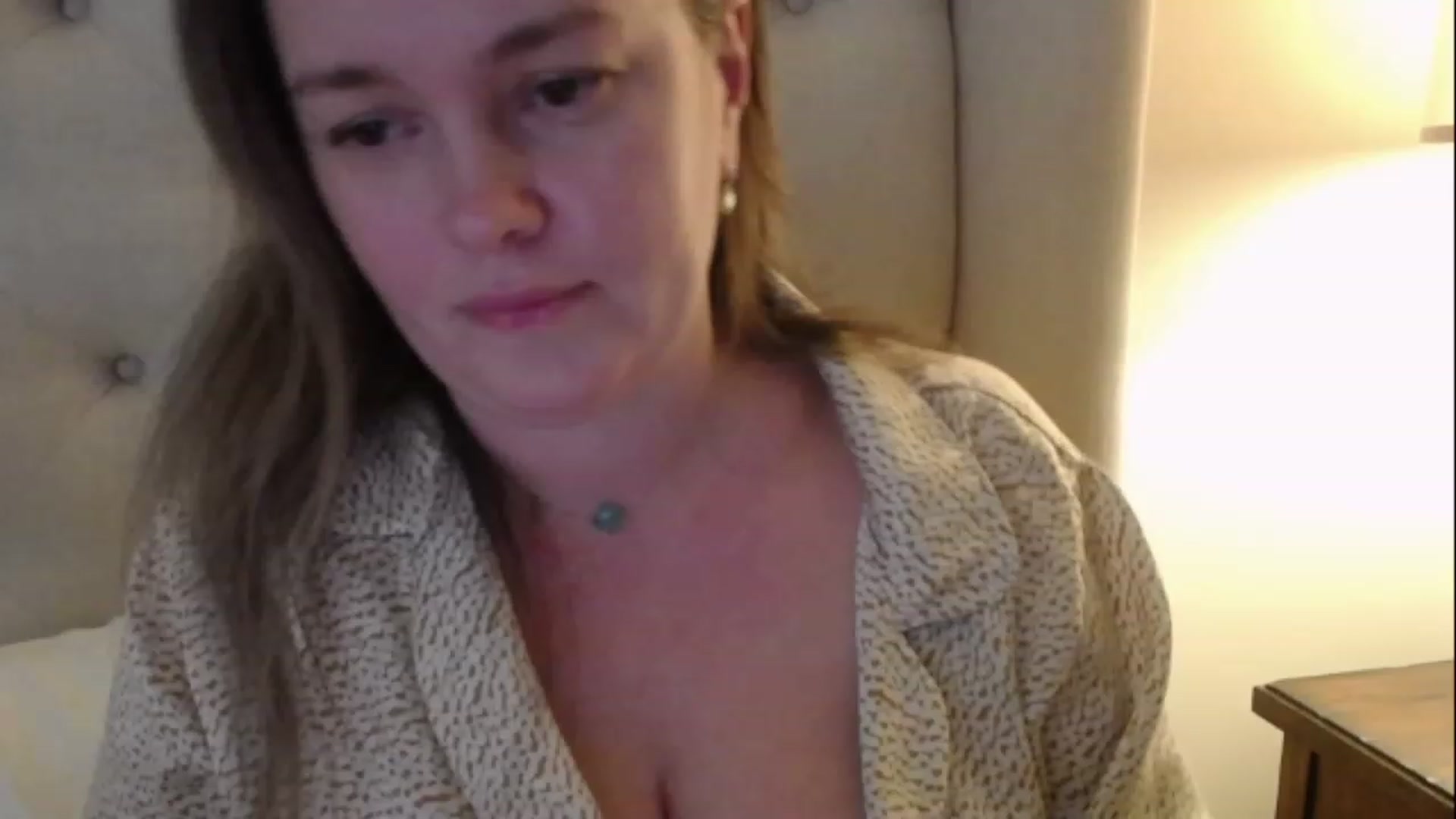 Gallery image thumbnail from J0llye's myfreecams stream on, 12/12/2022, 20:58 image 20 of 20