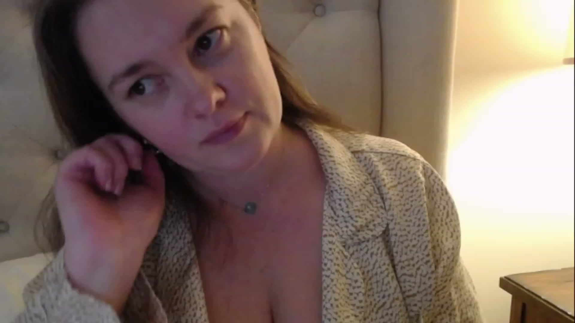 Gallery image thumbnail from J0llye's myfreecams stream on, 12/12/2022, 20:58 image 12 of 20