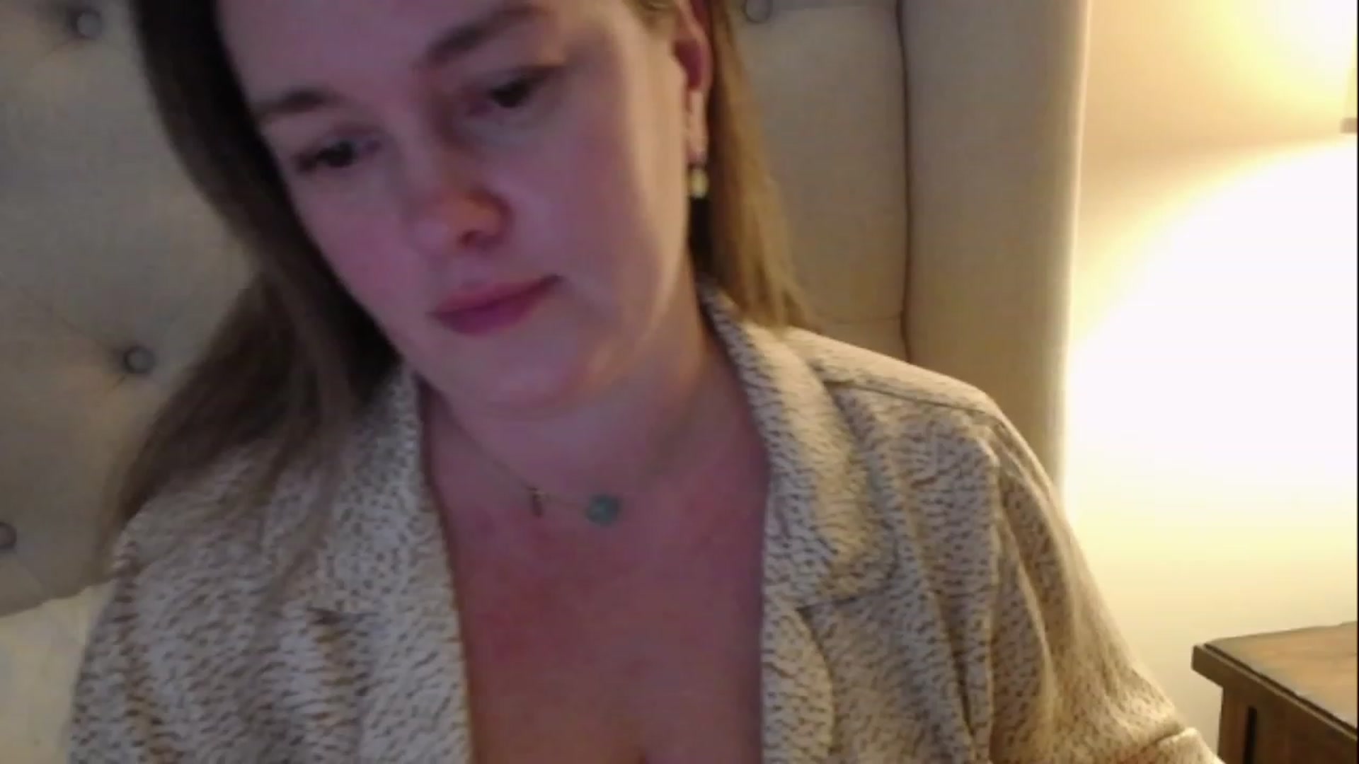 Gallery image thumbnail from J0llye's myfreecams stream on, 12/12/2022, 21:31 image 8 of 20
