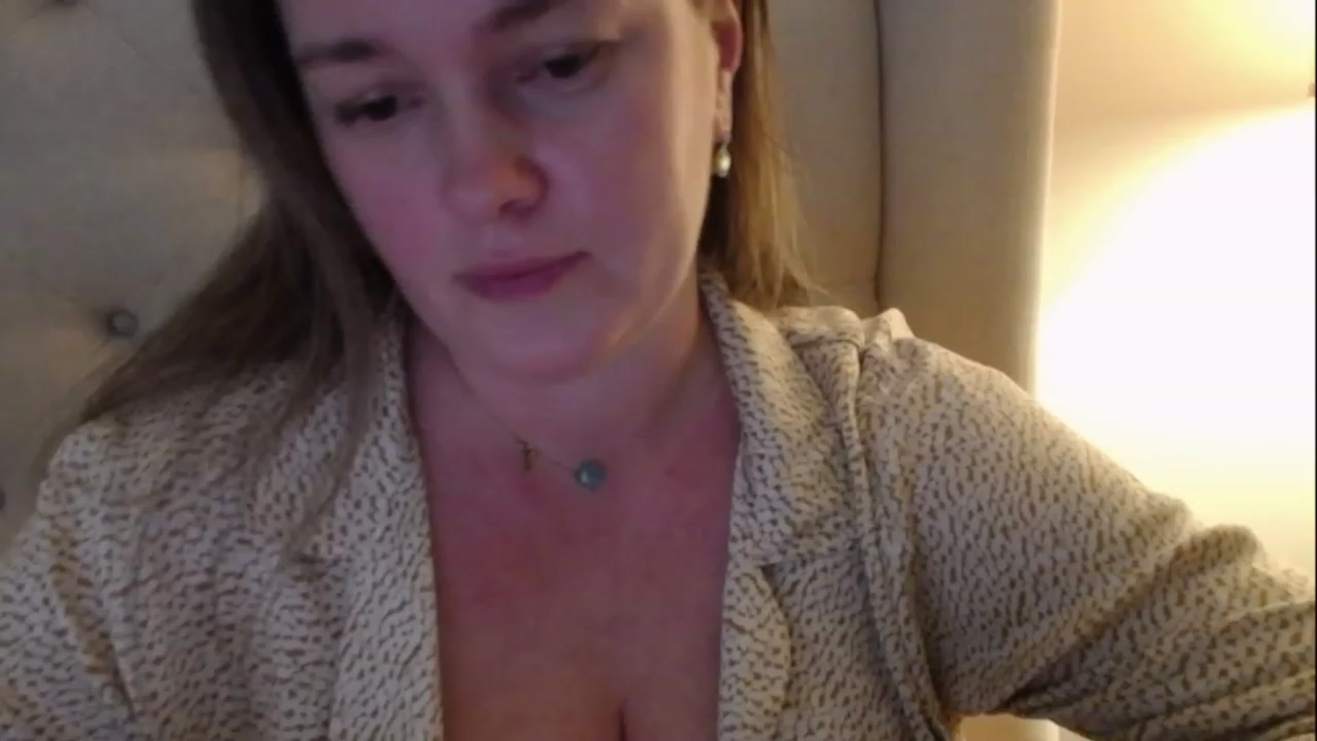 Gallery image thumbnail from J0llye's myfreecams stream on, 12/12/2022, 21:31 image 9 of 20