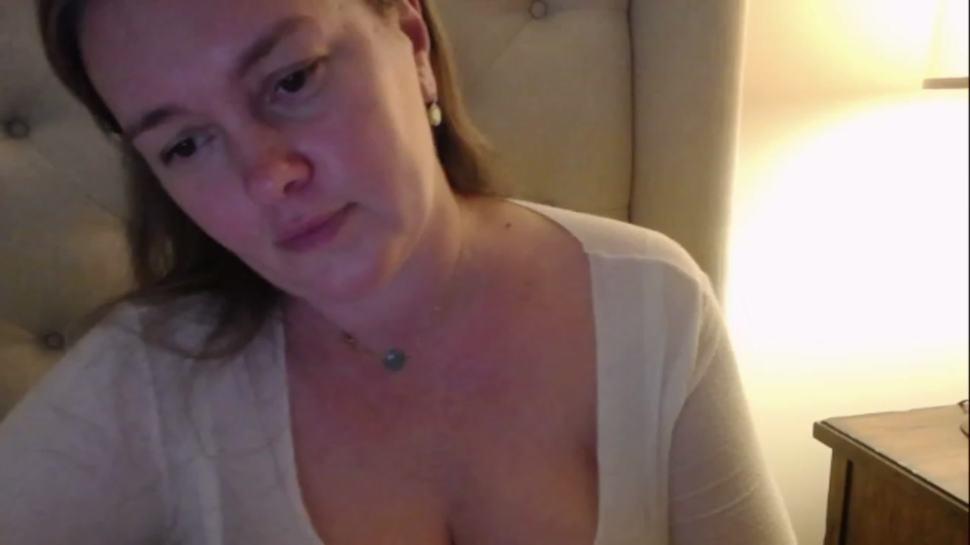 Gallery image thumbnail from J0llye's myfreecams stream on, 01/18/2023, 21:25 image 1 of 20