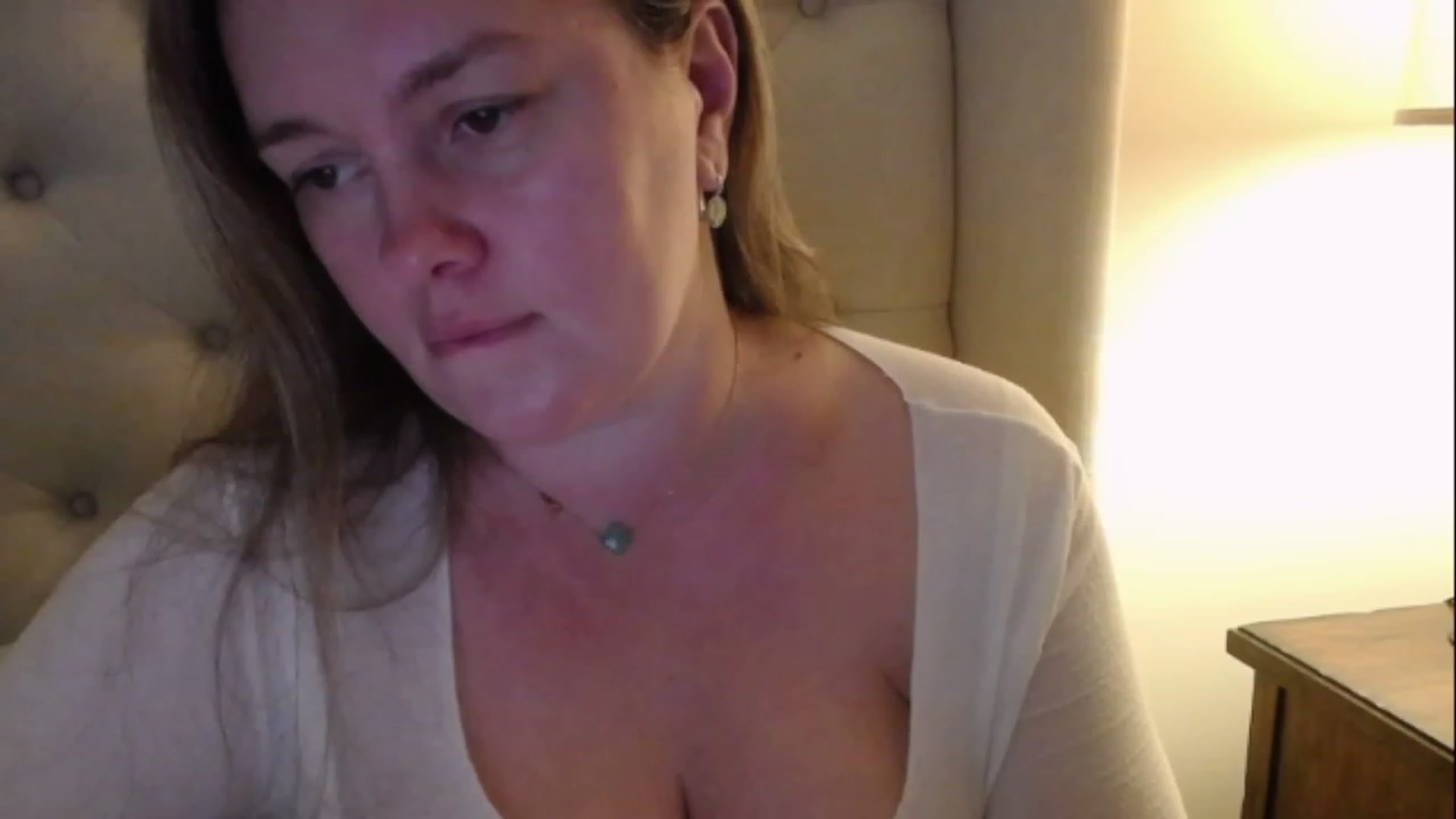 Gallery image thumbnail from J0llye's myfreecams stream on, 01/18/2023, 21:25 image 13 of 20