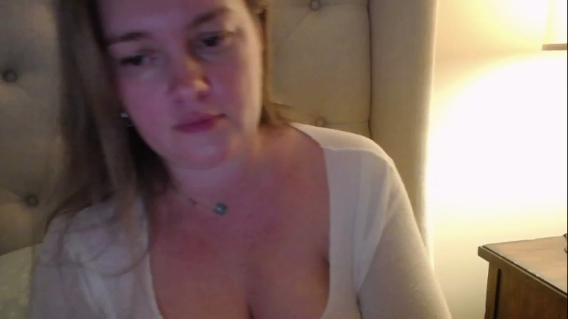 Gallery image thumbnail from J0llye's myfreecams stream on, 01/18/2023, 21:25 image 20 of 20