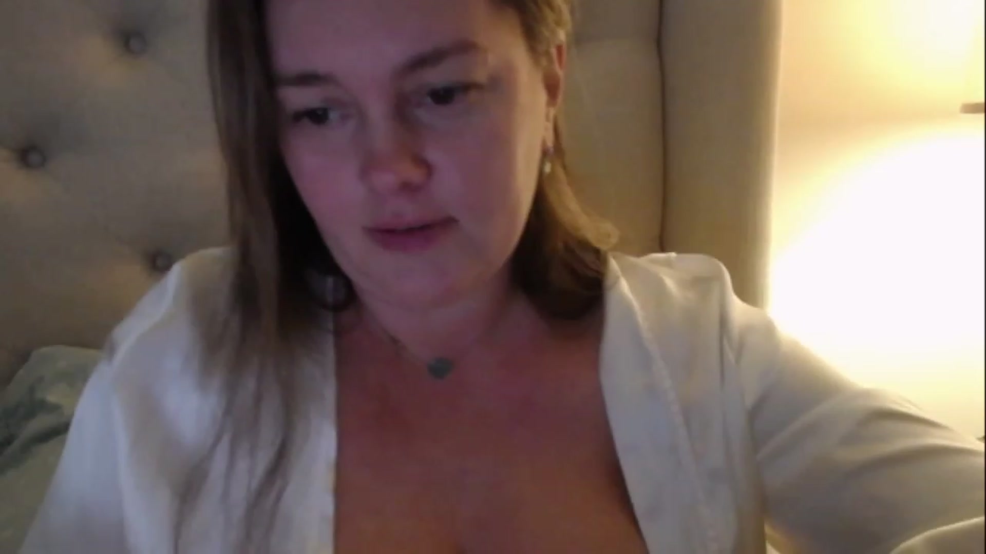 Gallery image thumbnail from J0llye's myfreecams stream on, 01/26/2023, 21:47 image 13 of 20