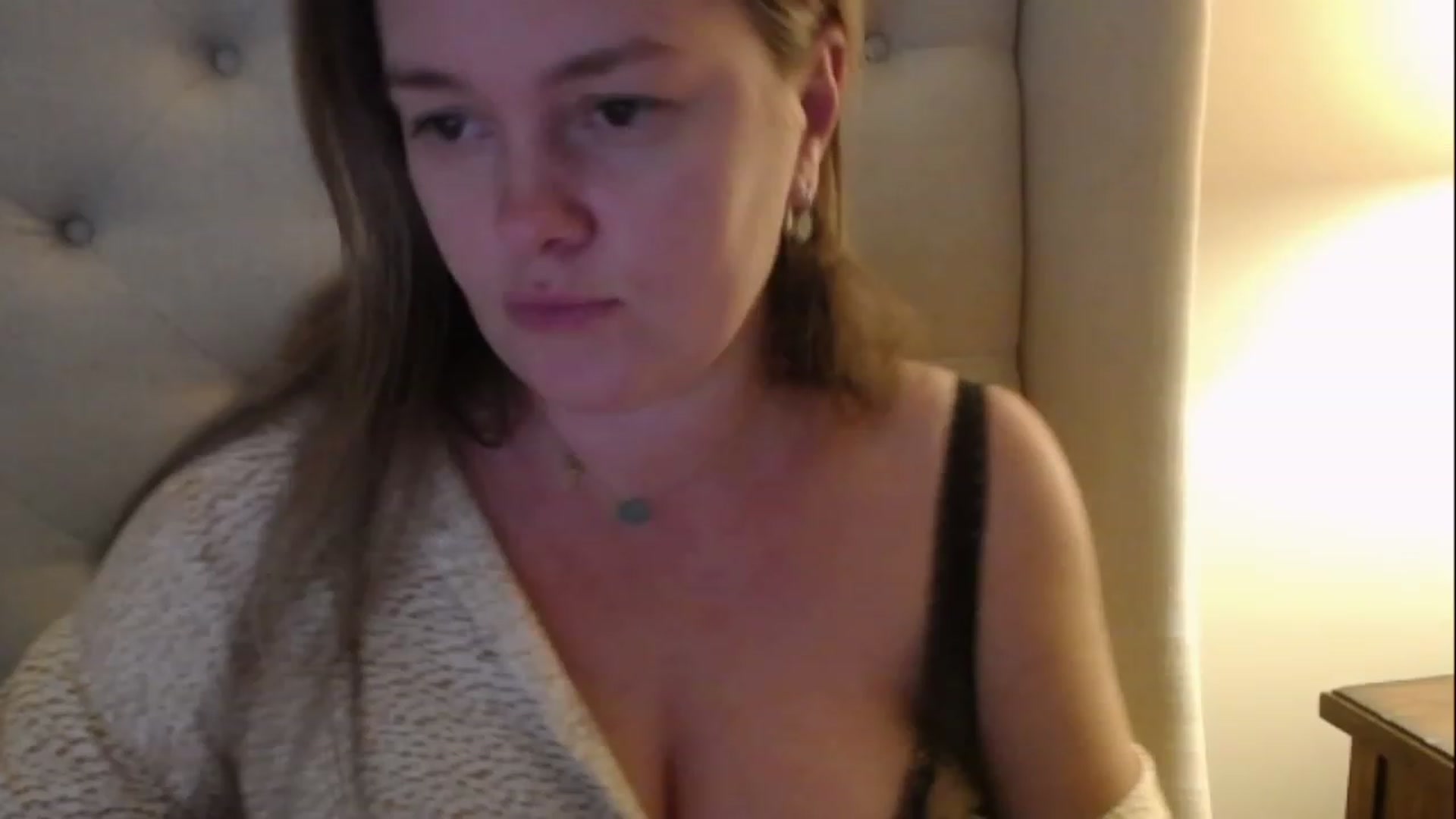 Gallery image thumbnail from J0llye's myfreecams stream on, 01/27/2023, 19:48 image 12 of 20
