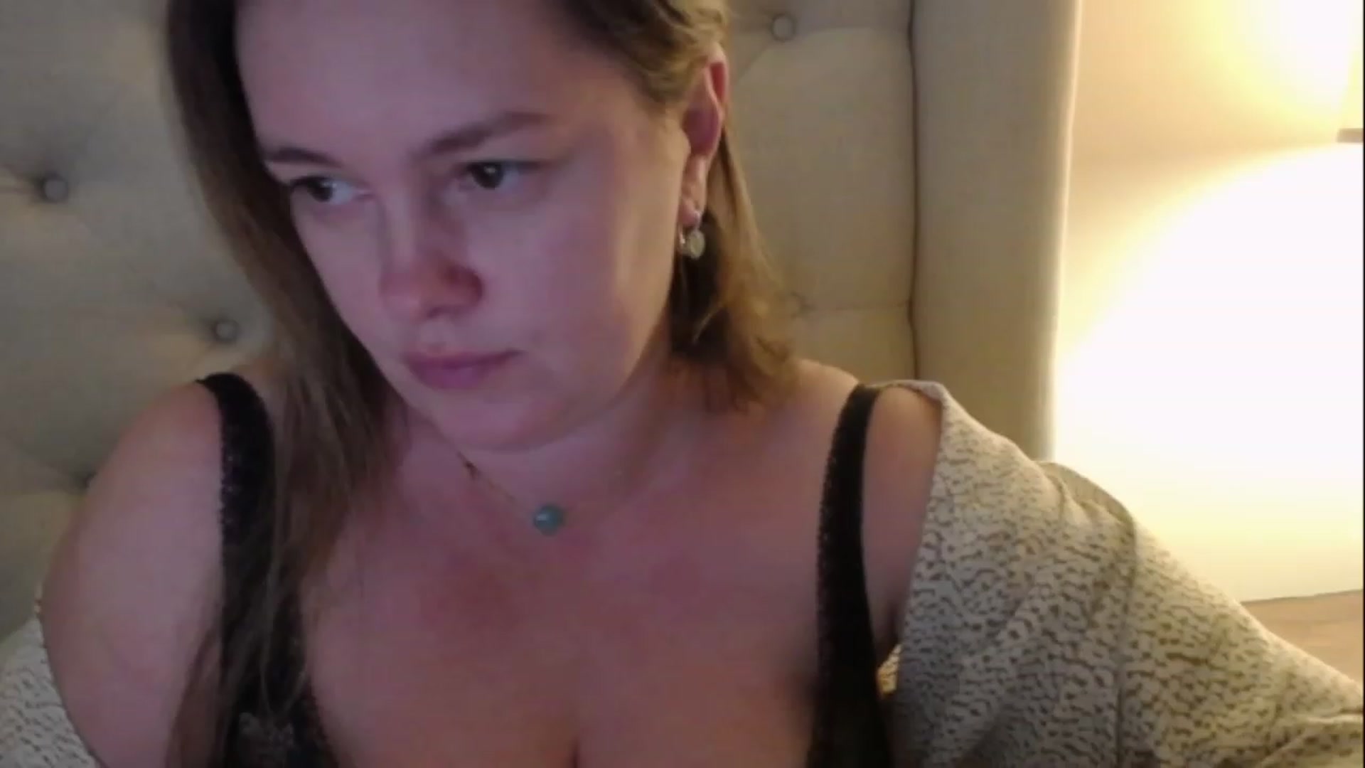 Gallery image thumbnail from J0llye's myfreecams stream on, 01/27/2023, 21:29 image 5 of 20