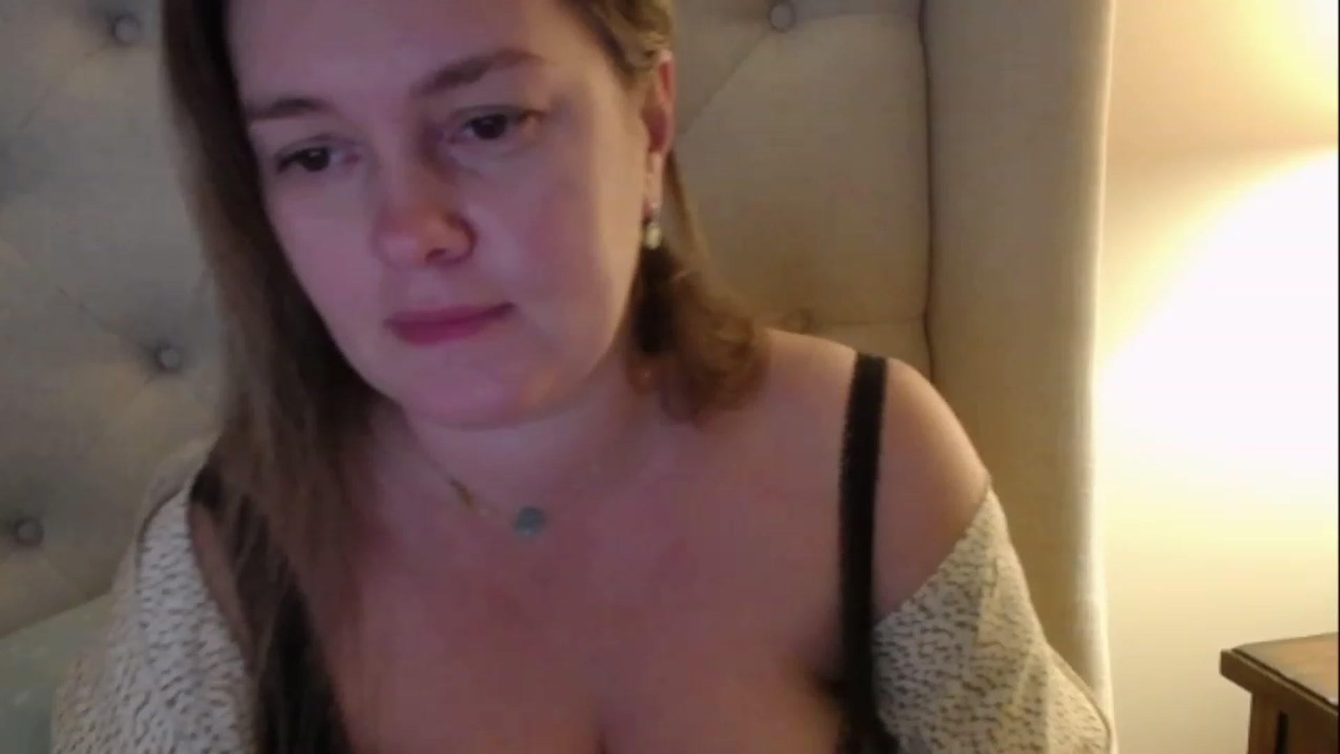 Gallery image thumbnail from J0llye's myfreecams stream on, 01/27/2023, 21:29 image 9 of 20