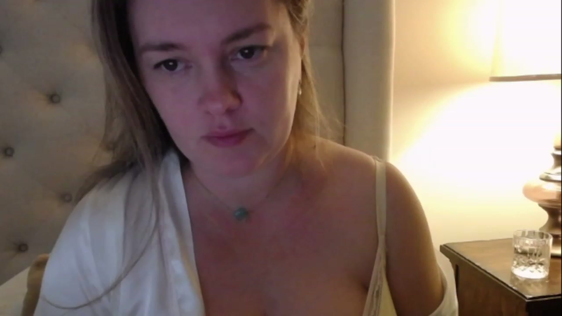 Gallery image thumbnail from J0llye's myfreecams stream on, 01/30/2023, 17:43 image 1 of 20