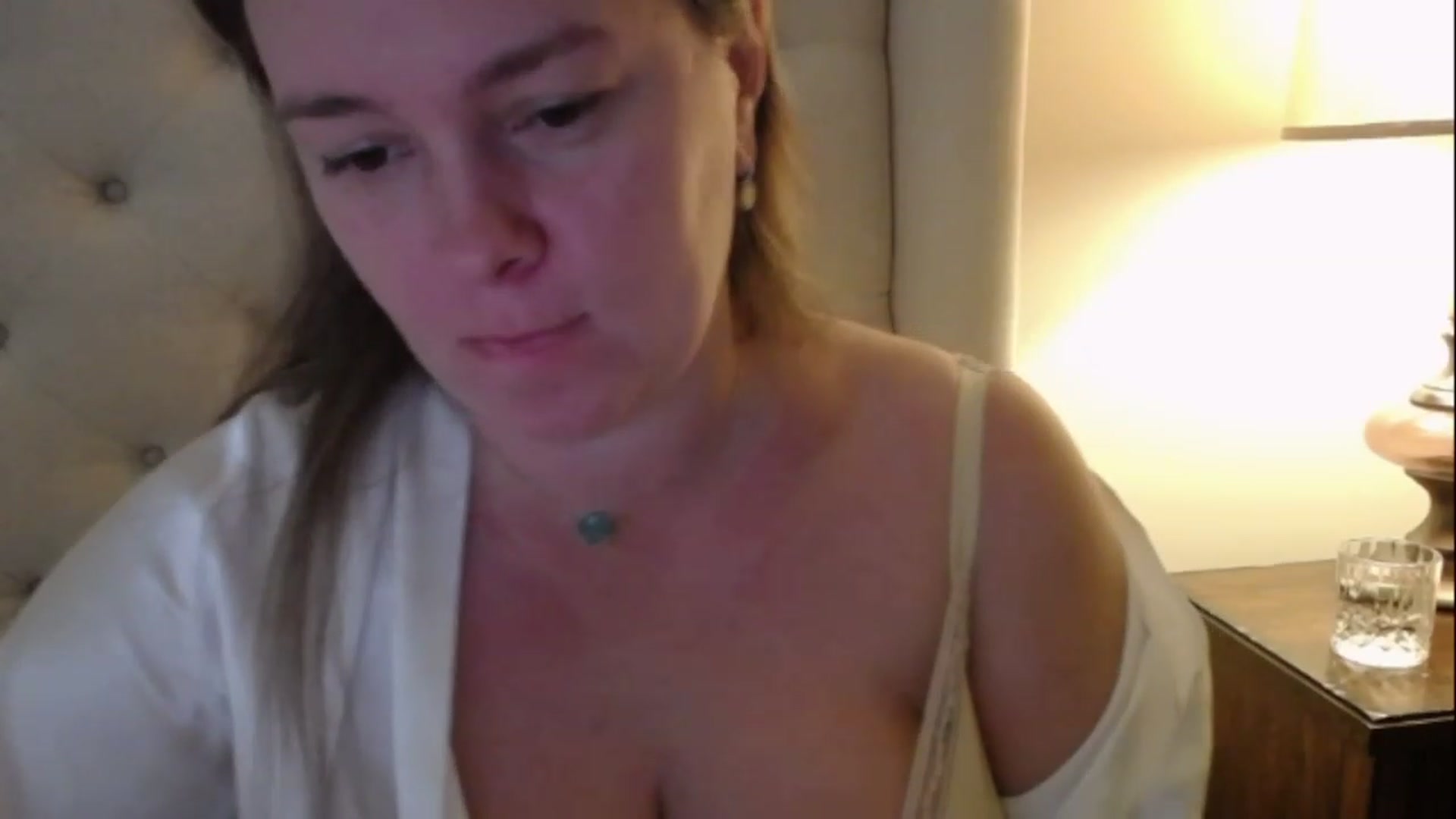 Gallery image thumbnail from J0llye's myfreecams stream on, 01/30/2023, 17:43 image 13 of 20