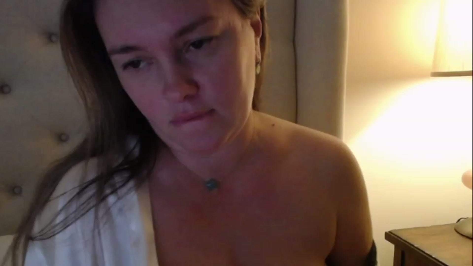 Gallery image thumbnail from J0llye's myfreecams stream on, 01/31/2023, 21:54 image 10 of 20