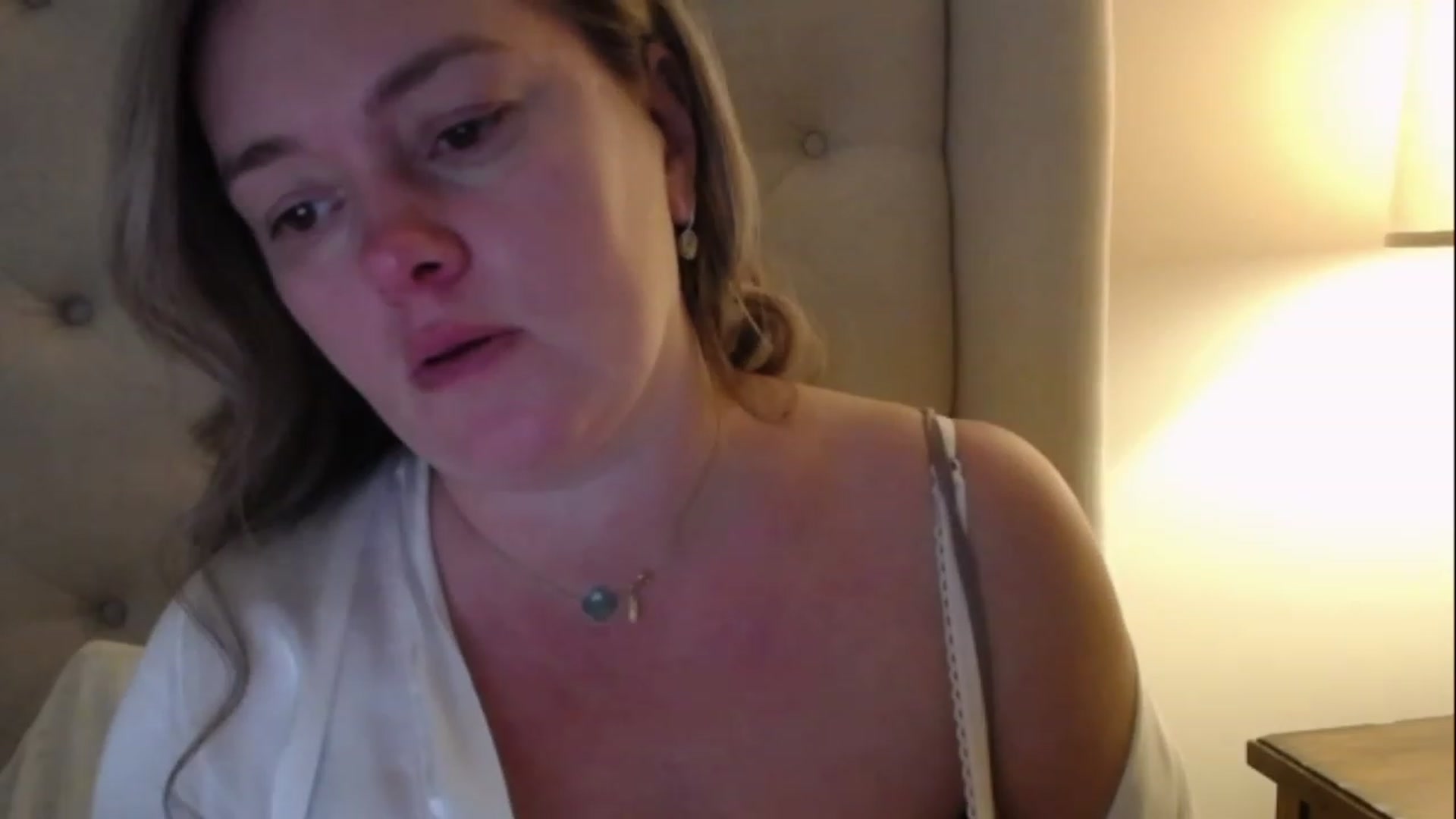 Gallery image thumbnail from J0llye's myfreecams stream on, 02/04/2023, 21:19 image 5 of 20