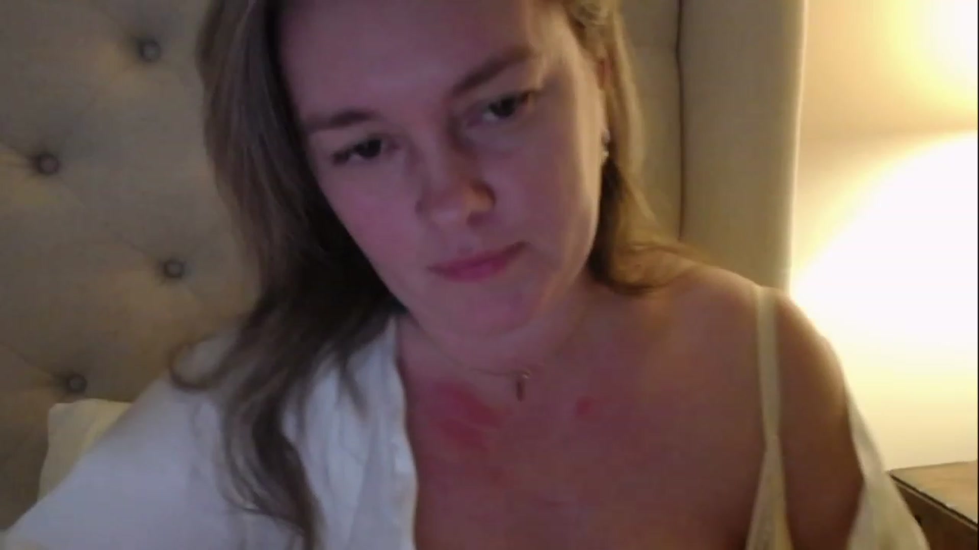 Gallery image thumbnail from J0llye's myfreecams stream on, 02/05/2023, 21:54 image 19 of 20