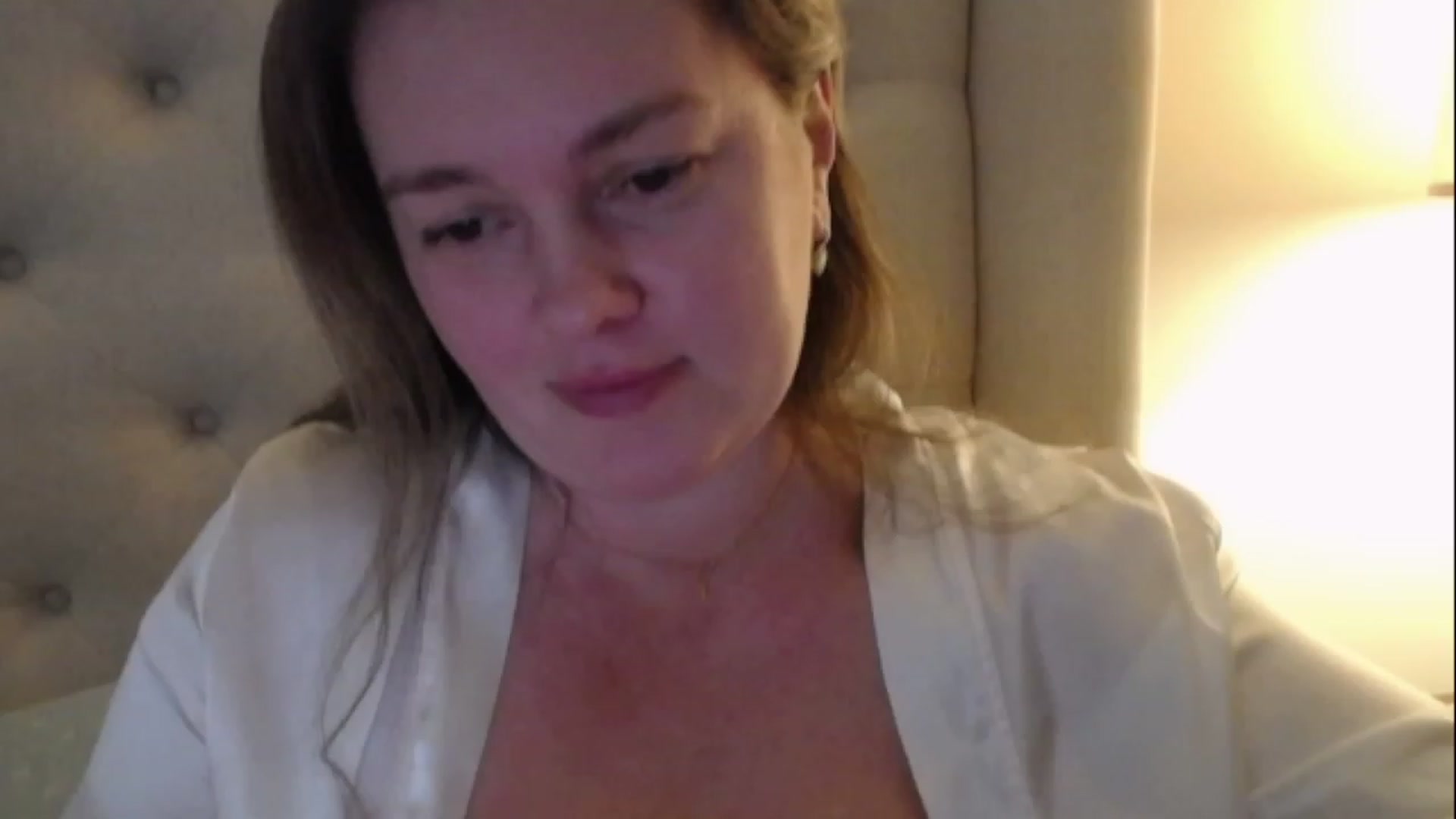 Gallery image thumbnail from J0llye's myfreecams stream on, 02/07/2023, 20:21 image 14 of 20
