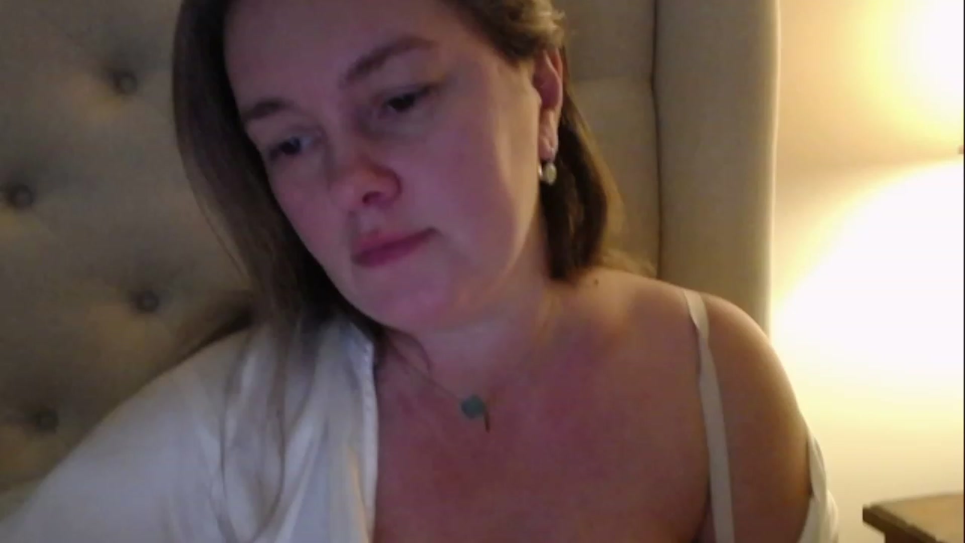 Gallery image thumbnail from J0llye's myfreecams stream on, 02/07/2023, 21:36 image 18 of 20