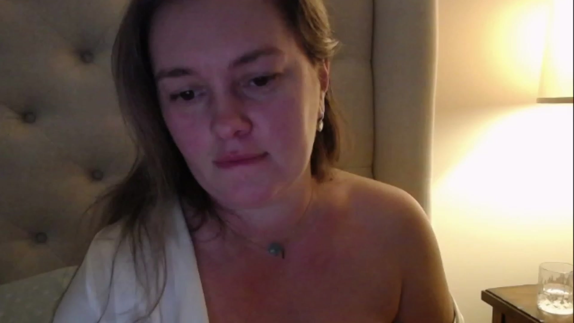 Gallery image thumbnail from J0llye's myfreecams stream on, 02/07/2023, 21:36 image 10 of 20