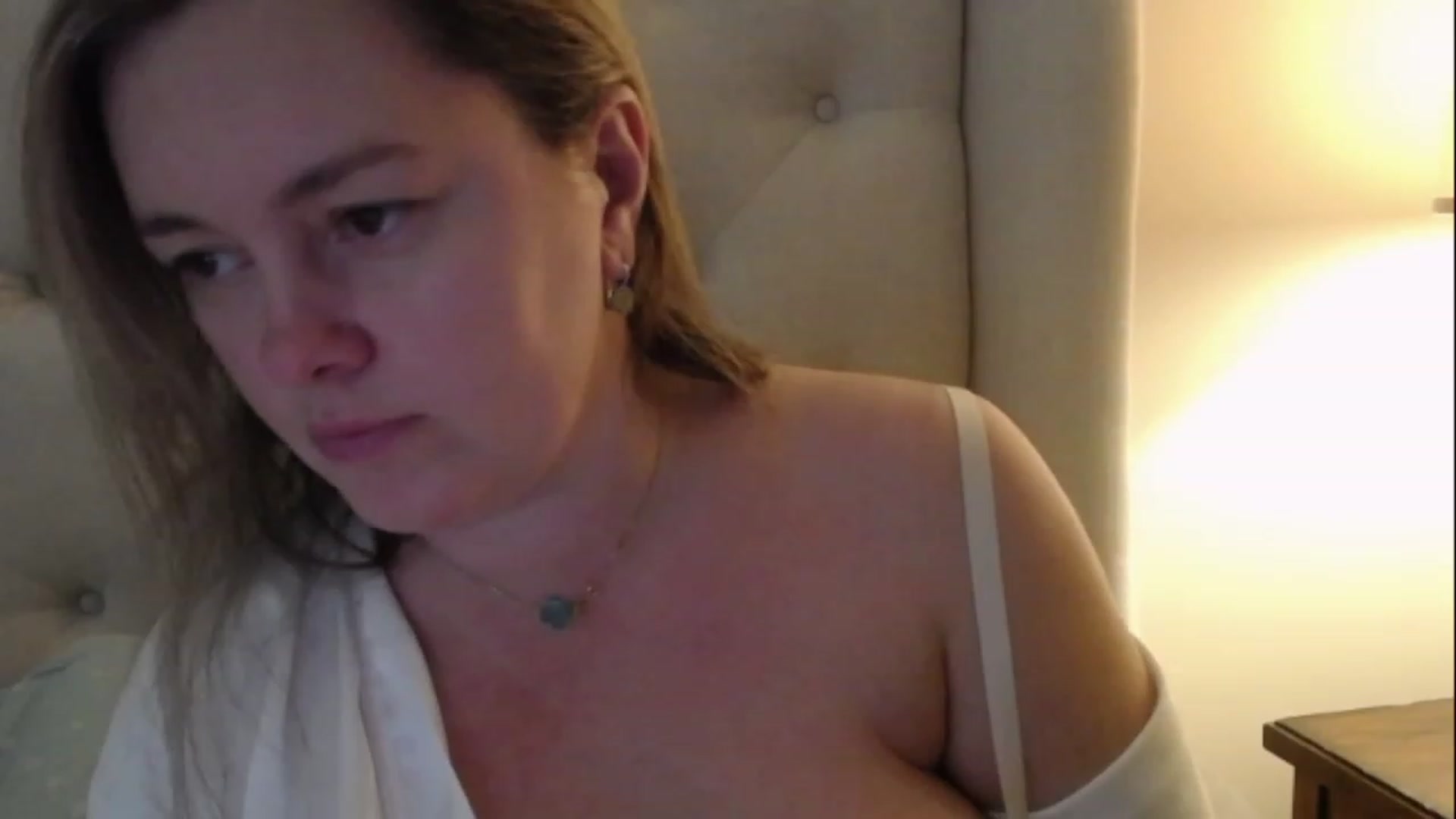 Gallery image thumbnail from J0llye's myfreecams stream on, 02/11/2023, 18:02 image 3 of 20