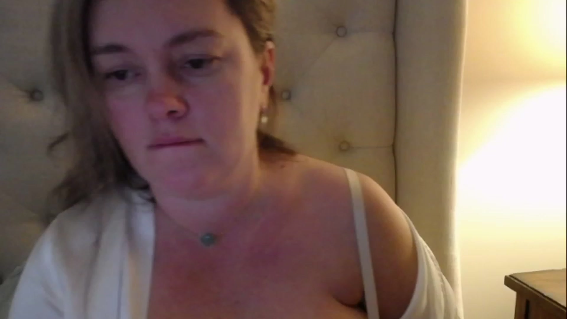 Gallery image thumbnail from J0llye's myfreecams stream on, 02/11/2023, 22:06 image 4 of 20