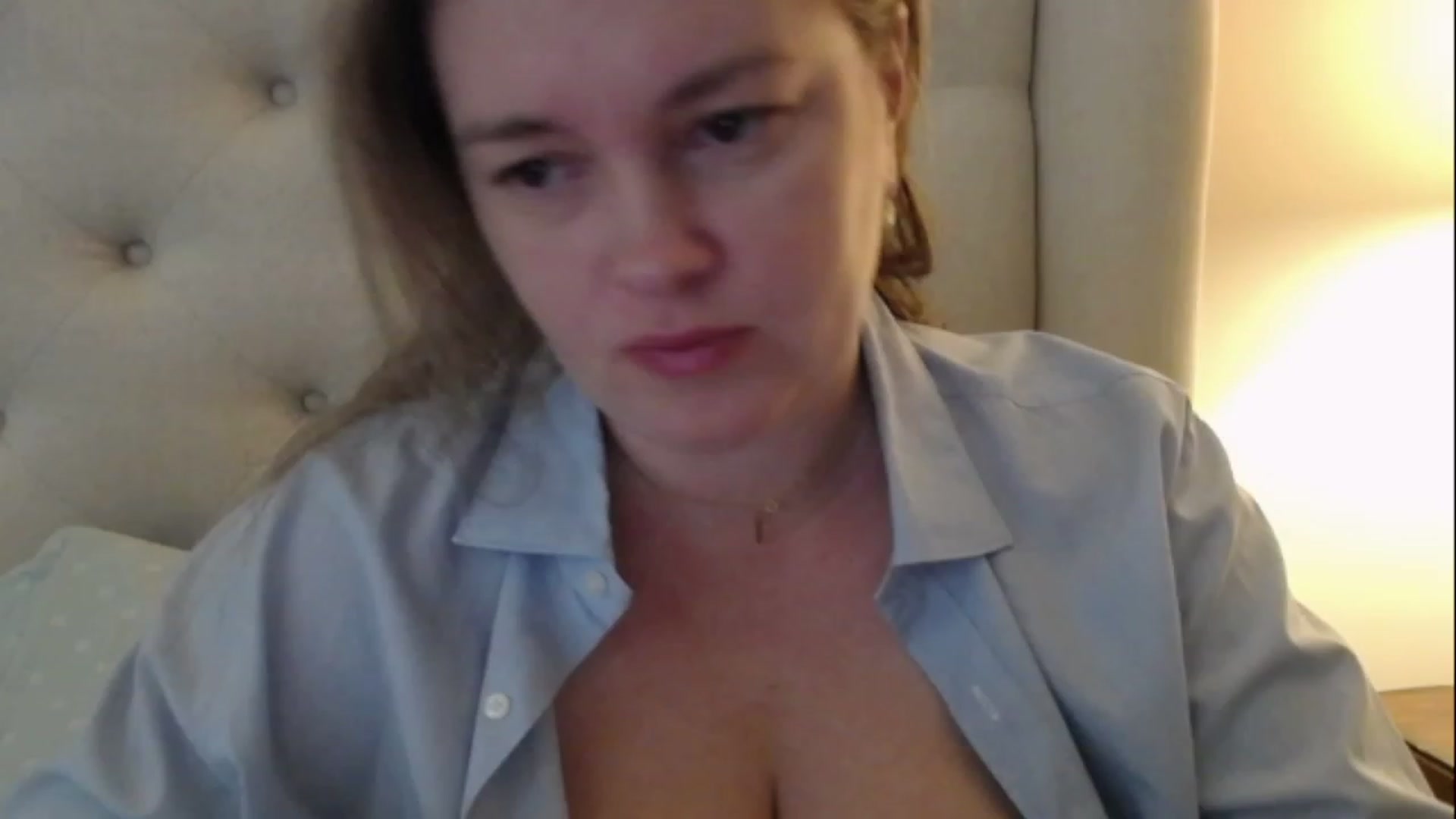 Gallery image thumbnail from J0llye's myfreecams stream on, 02/13/2023, 17:00 image 10 of 20