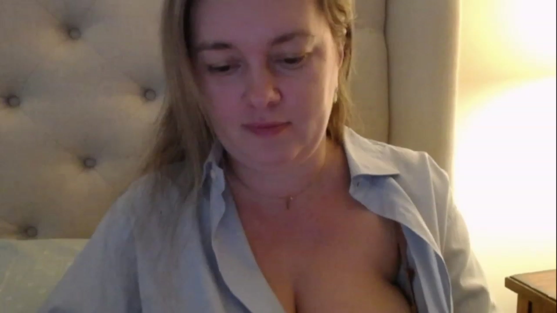 Gallery image thumbnail from J0llye's myfreecams stream on, 02/13/2023, 17:52 image 11 of 20