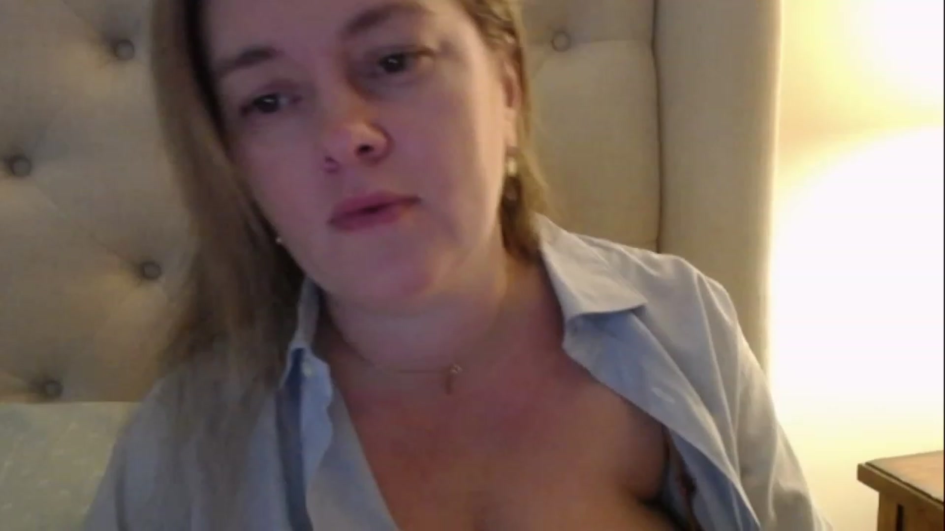 Gallery image thumbnail from J0llye's myfreecams stream on, 02/13/2023, 17:52 image 16 of 20