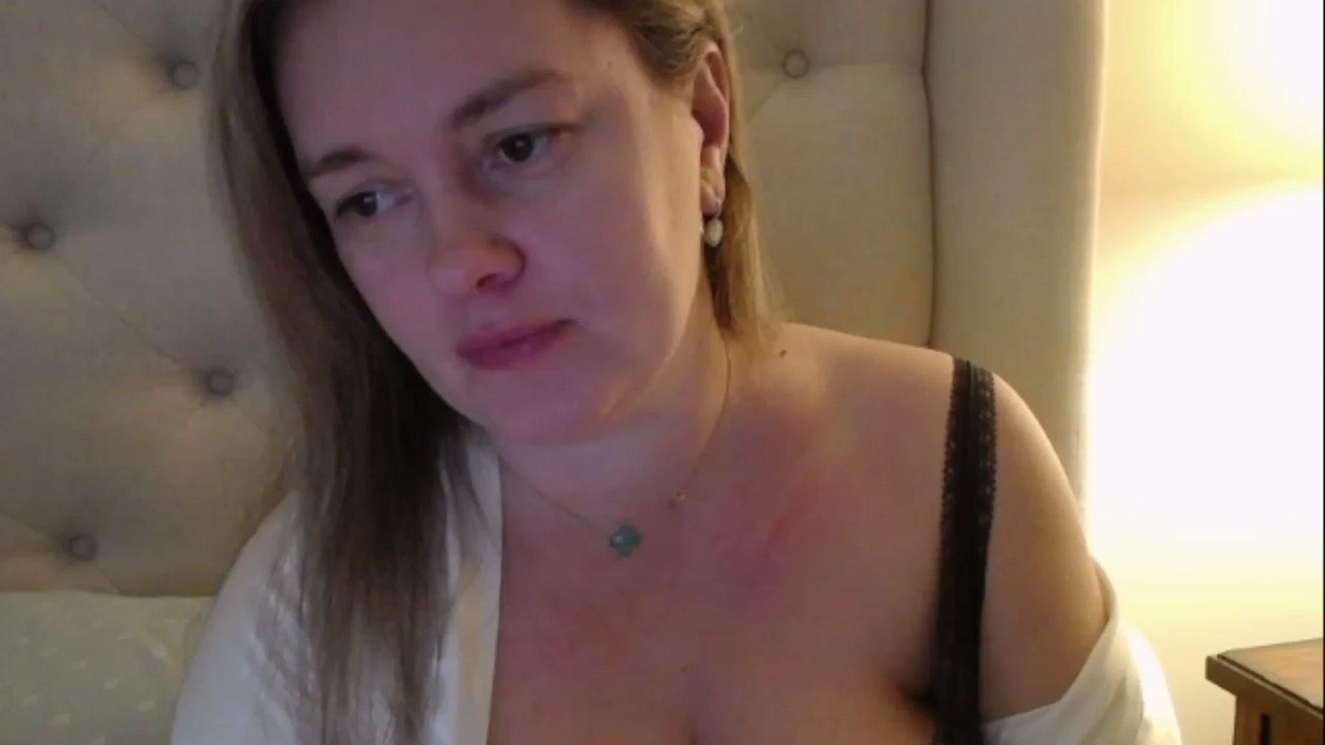 Gallery image thumbnail from J0llye's myfreecams stream on, 02/15/2023, 18:15 image 8 of 20