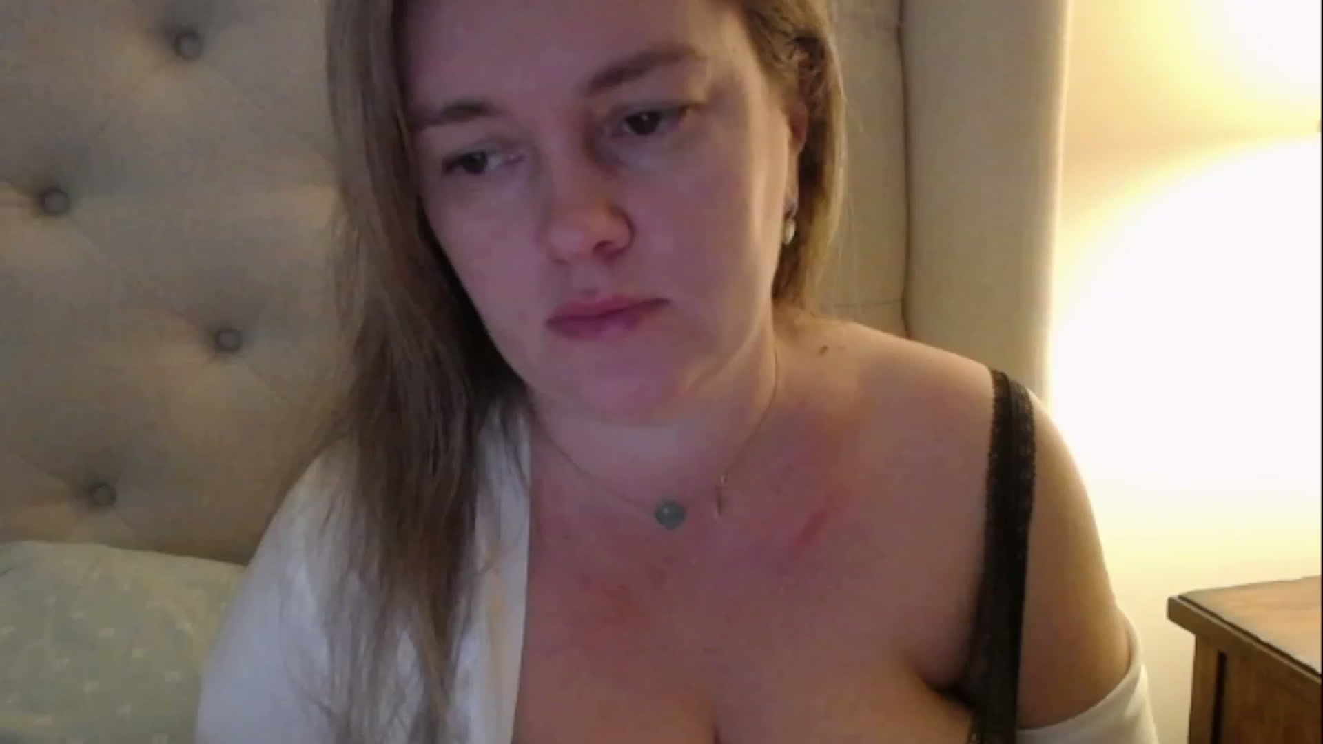 Gallery image thumbnail from J0llye's myfreecams stream on, 02/15/2023, 18:15 image 3 of 20