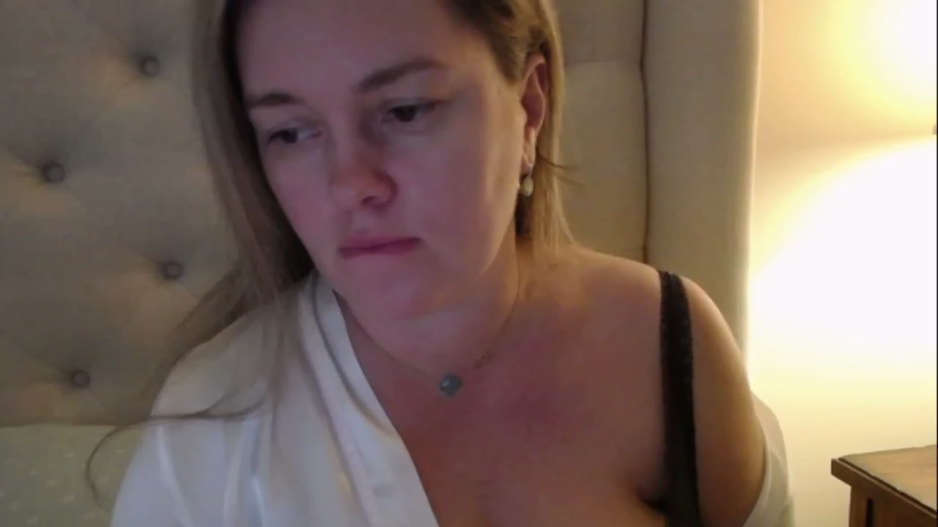 Gallery image thumbnail from J0llye's myfreecams stream on, 02/15/2023, 20:15 image 4 of 20