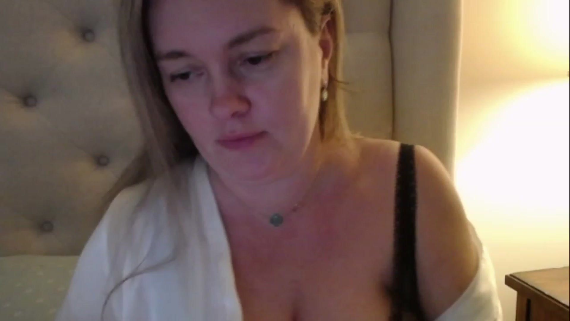 Gallery image thumbnail from J0llye's myfreecams stream on, 02/15/2023, 20:15 image 8 of 20