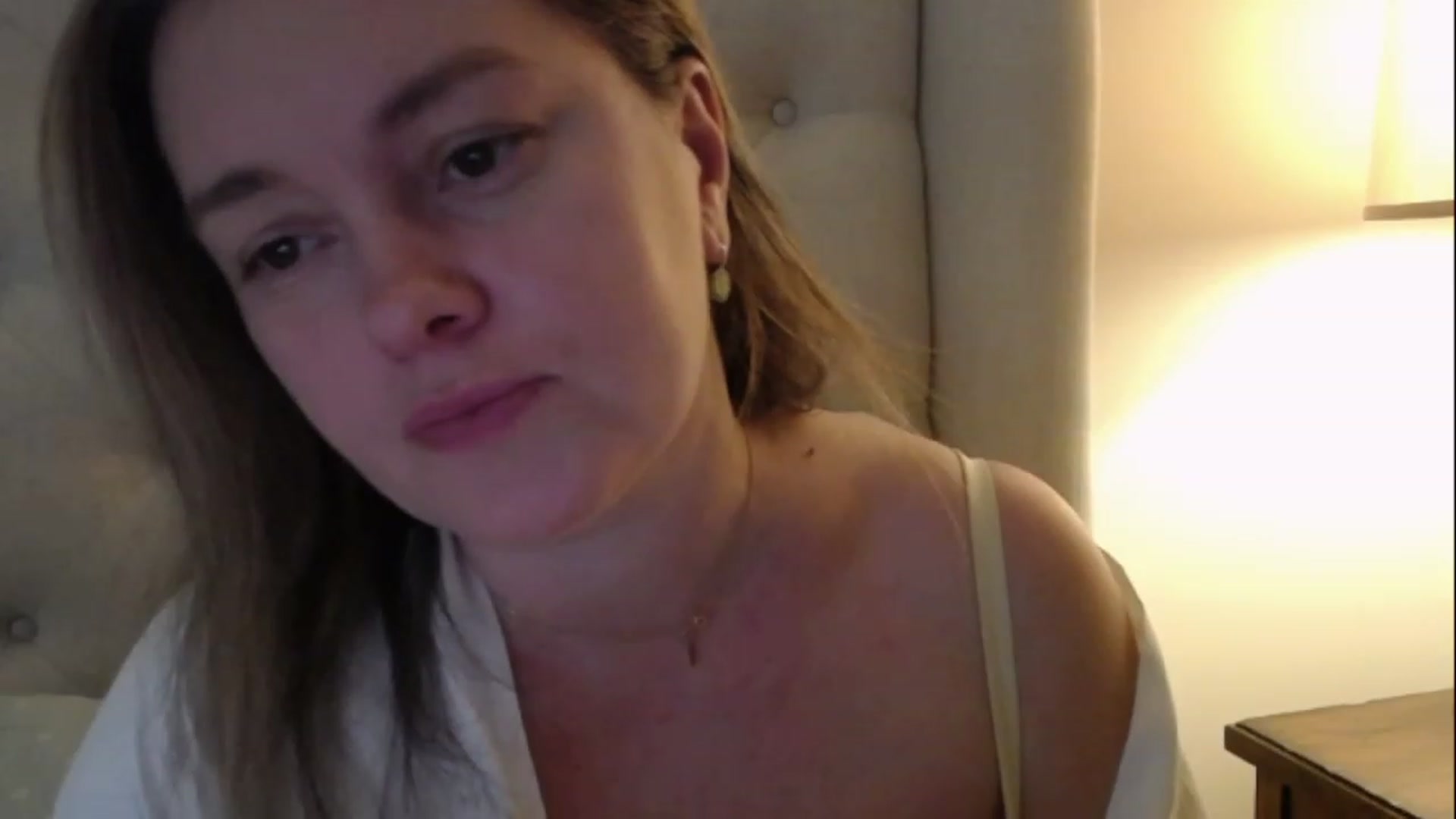 Gallery image thumbnail from J0llye's myfreecams stream on, 02/17/2023, 18:10 image 8 of 20