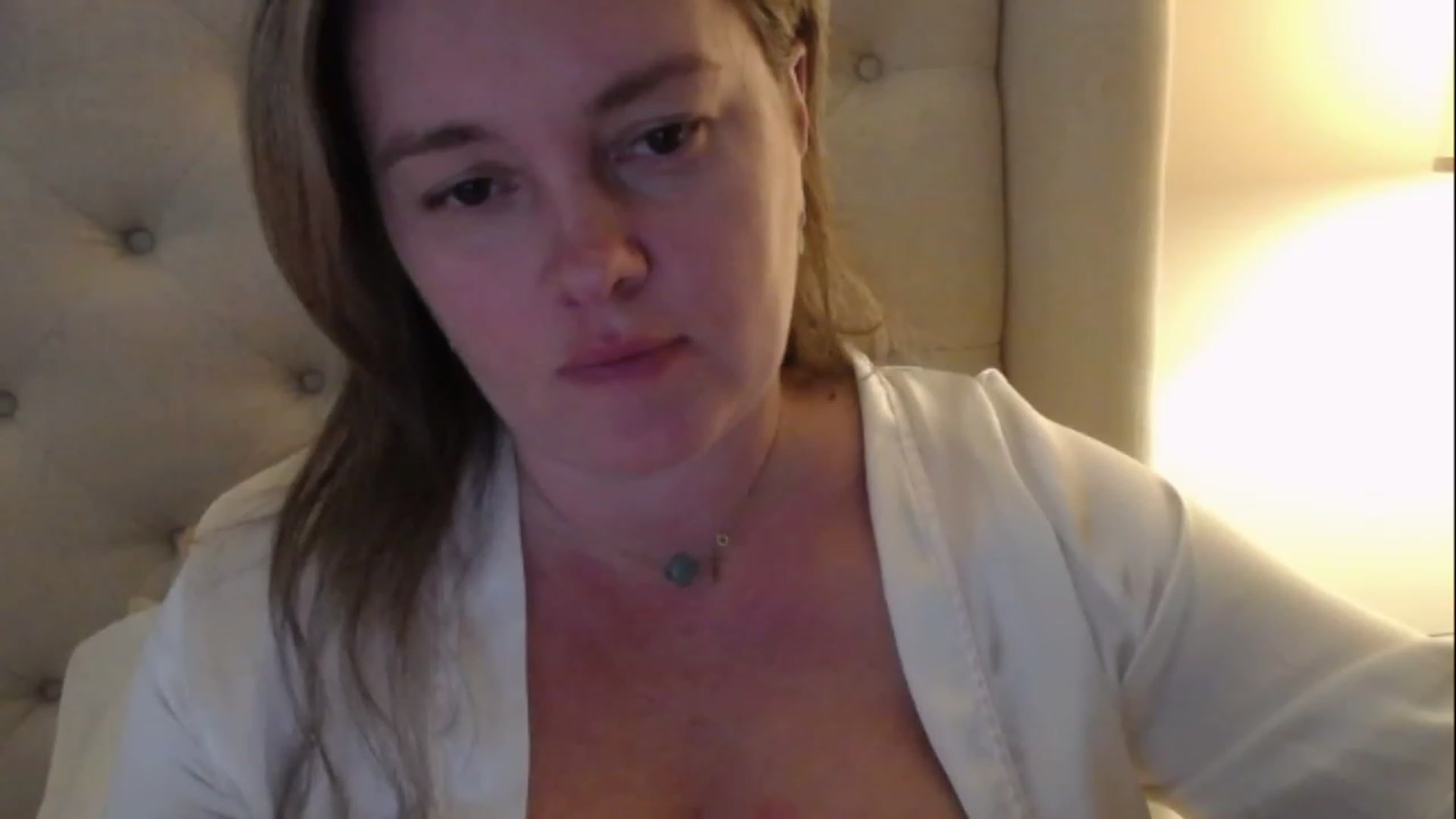 Gallery image thumbnail from J0llye's myfreecams stream on, 02/20/2023, 21:07 image 10 of 20
