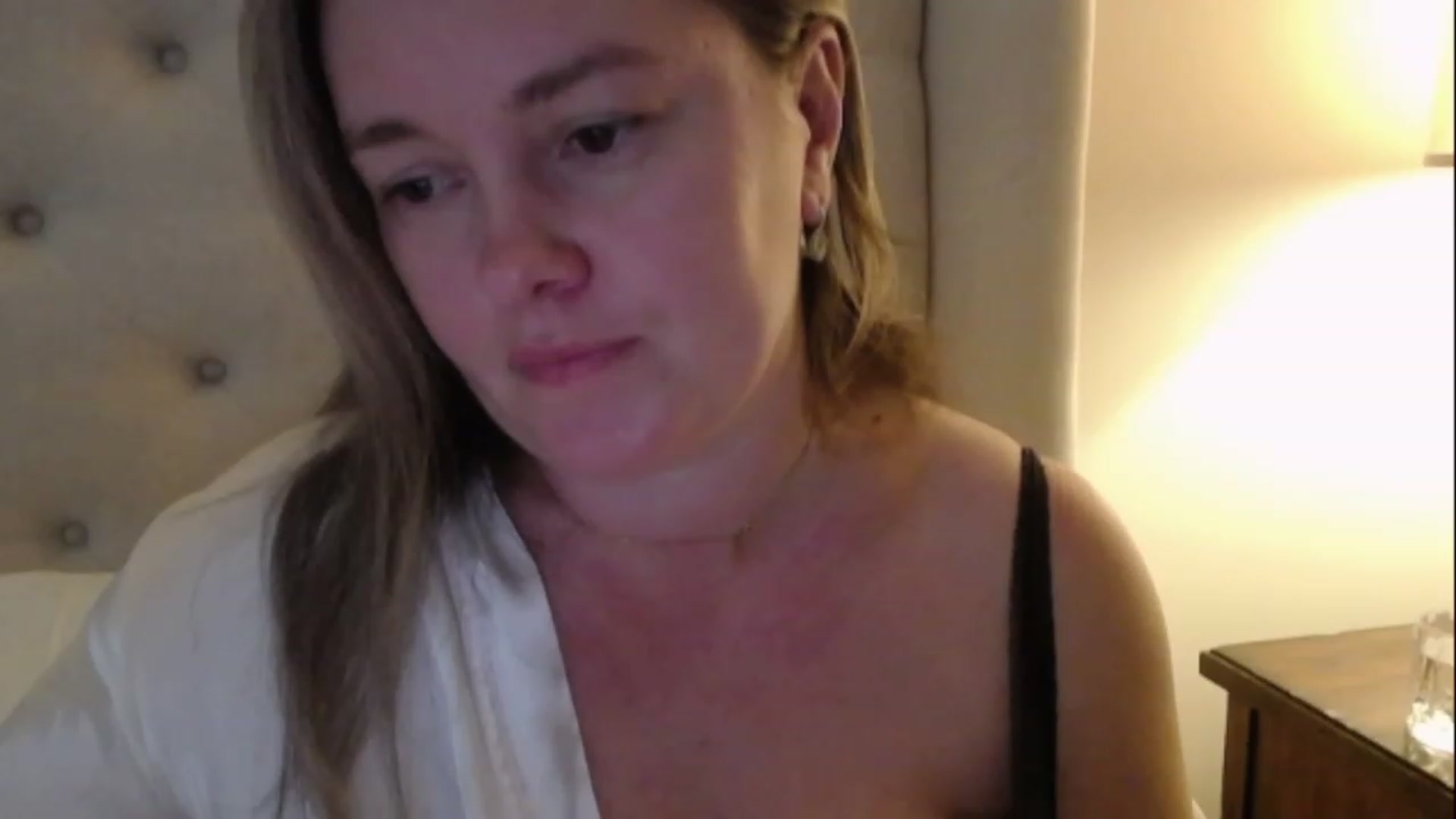 Gallery image thumbnail from J0llye's myfreecams stream on, 02/23/2023, 18:34 image 9 of 20