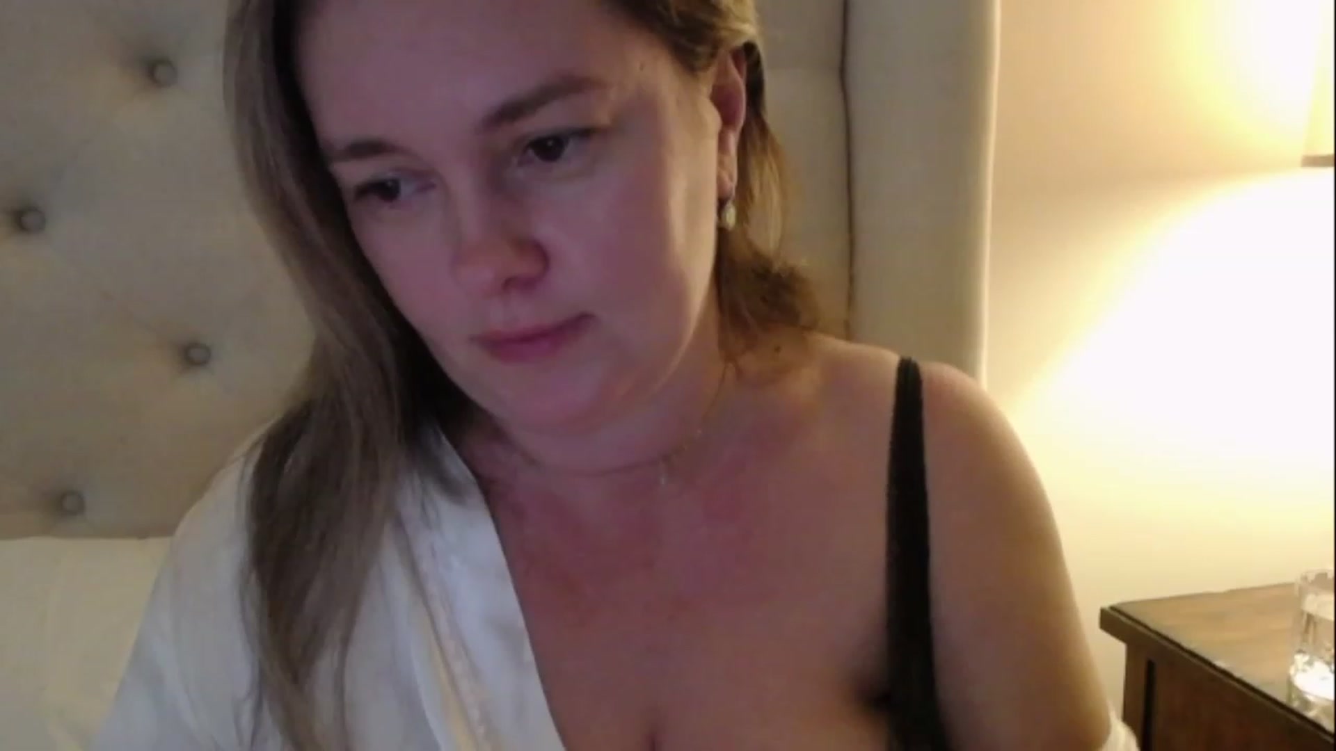 Gallery image thumbnail from J0llye's myfreecams stream on, 02/23/2023, 18:34 image 6 of 20