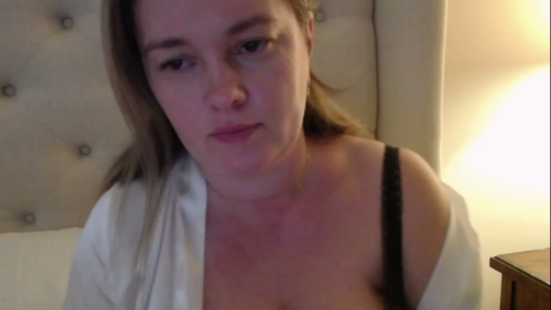 Gallery image thumbnail from J0llye's myfreecams stream on, 02/23/2023, 20:34 image 1 of 20