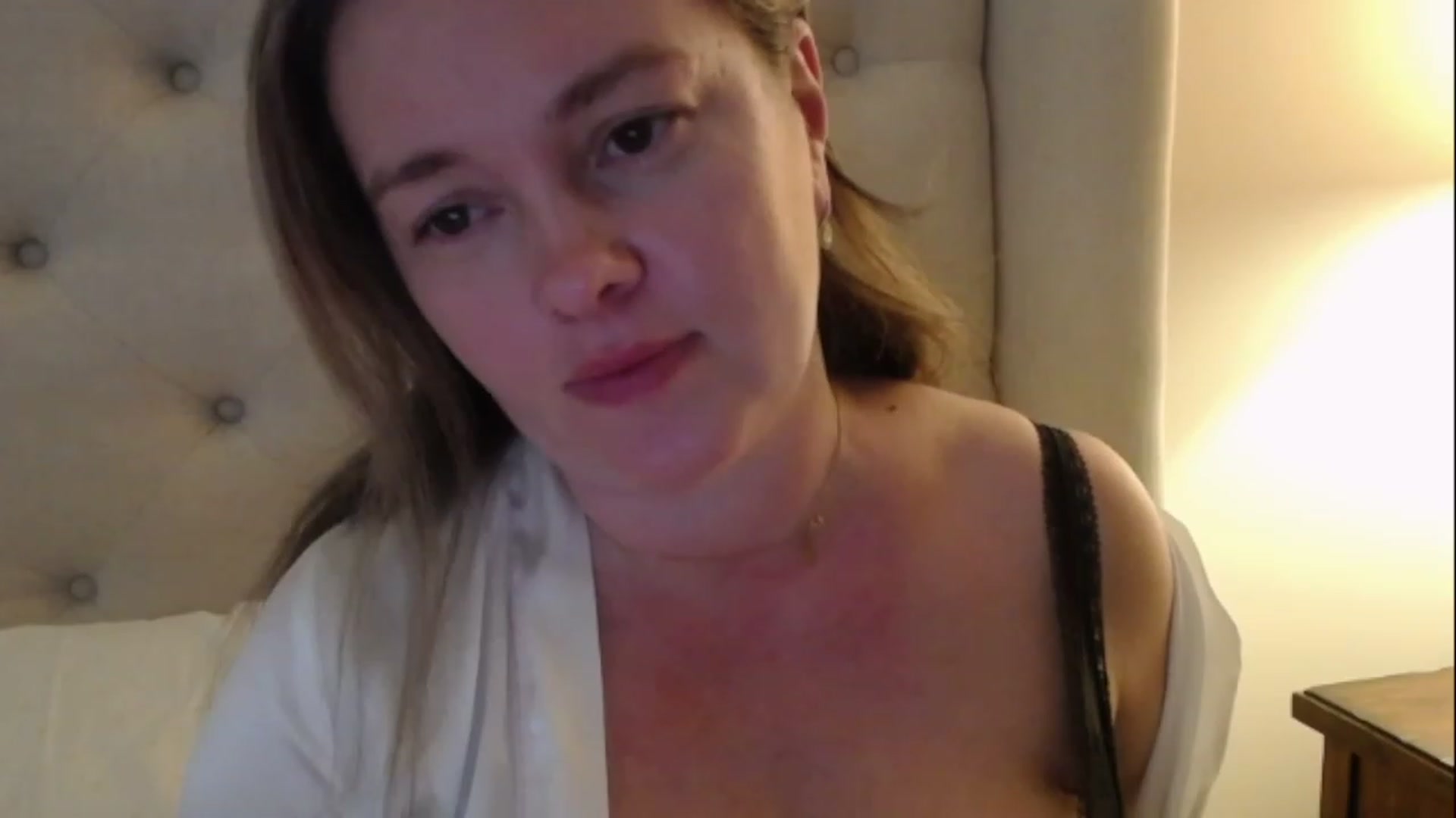 Gallery image thumbnail from J0llye's myfreecams stream on, 02/23/2023, 20:34 image 6 of 20