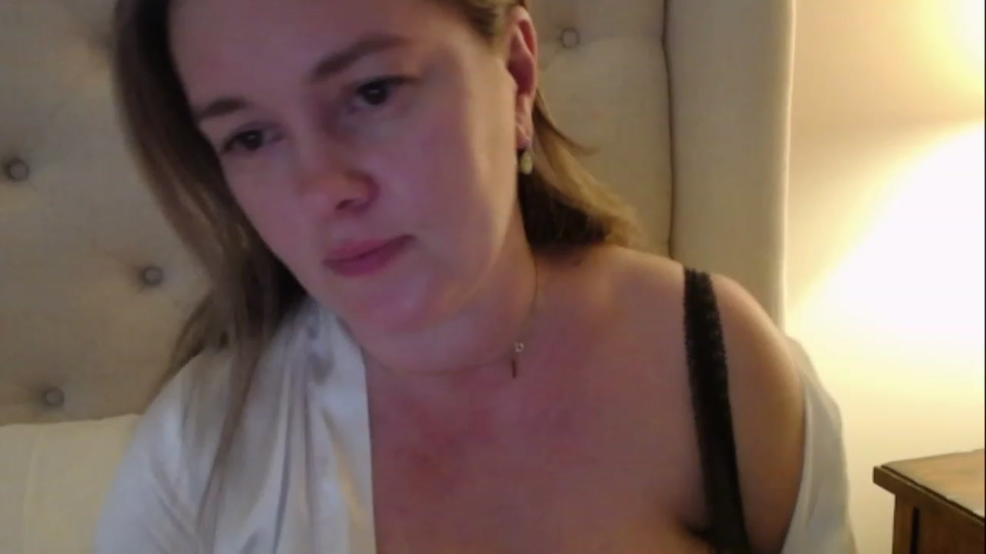 Gallery image thumbnail from J0llye's myfreecams stream on, 02/23/2023, 20:34 image 10 of 20