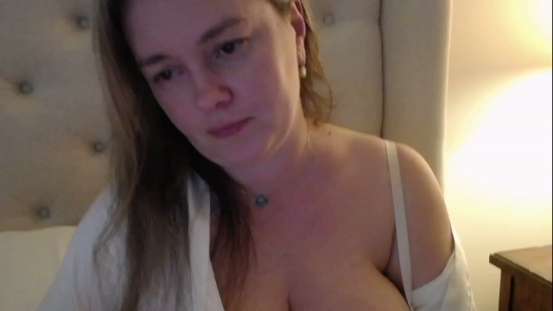 Gallery image thumbnail from J0llye's myfreecams stream on, 02/27/2023, 21:26 image 20 of 20