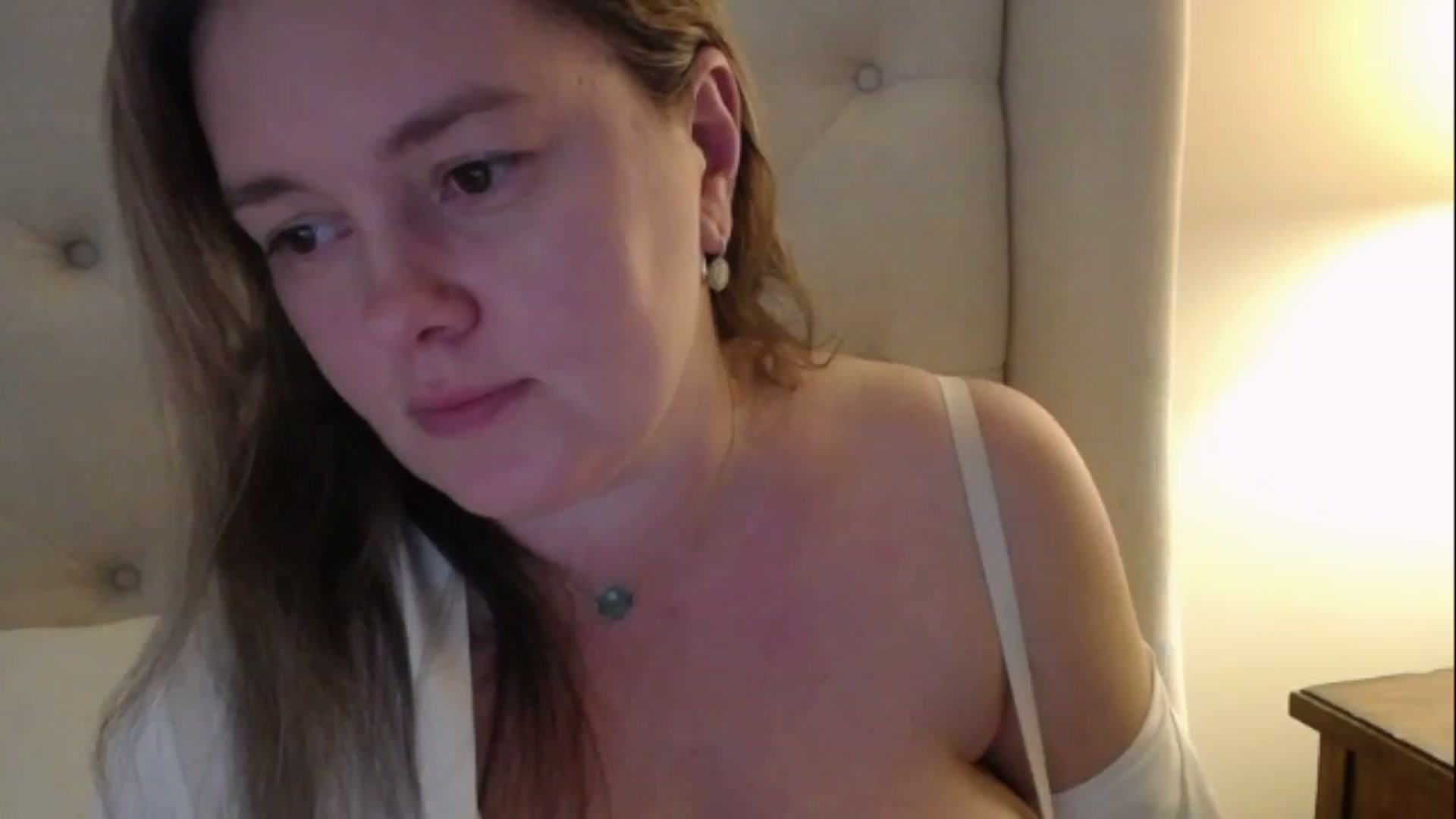 Gallery image thumbnail from J0llye's myfreecams stream on, 02/27/2023, 21:26 image 19 of 20