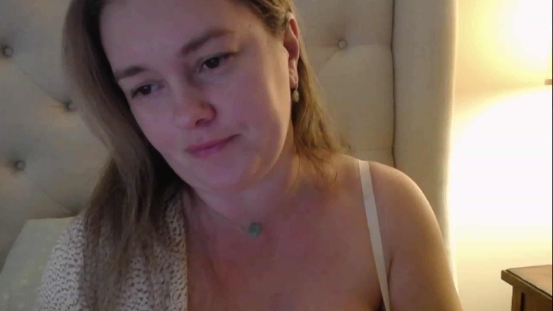 Gallery image thumbnail from J0llye's myfreecams stream on, 02/28/2023, 18:12 image 20 of 20