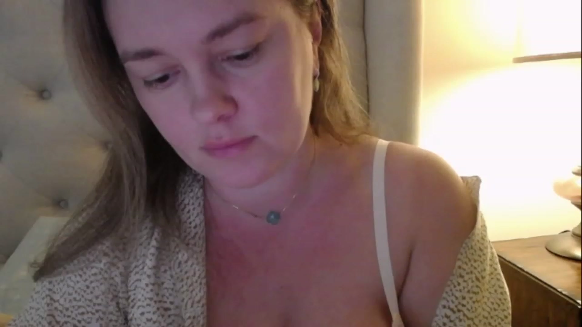 Gallery image thumbnail from J0llye's myfreecams stream on, 02/28/2023, 18:12 image 10 of 20