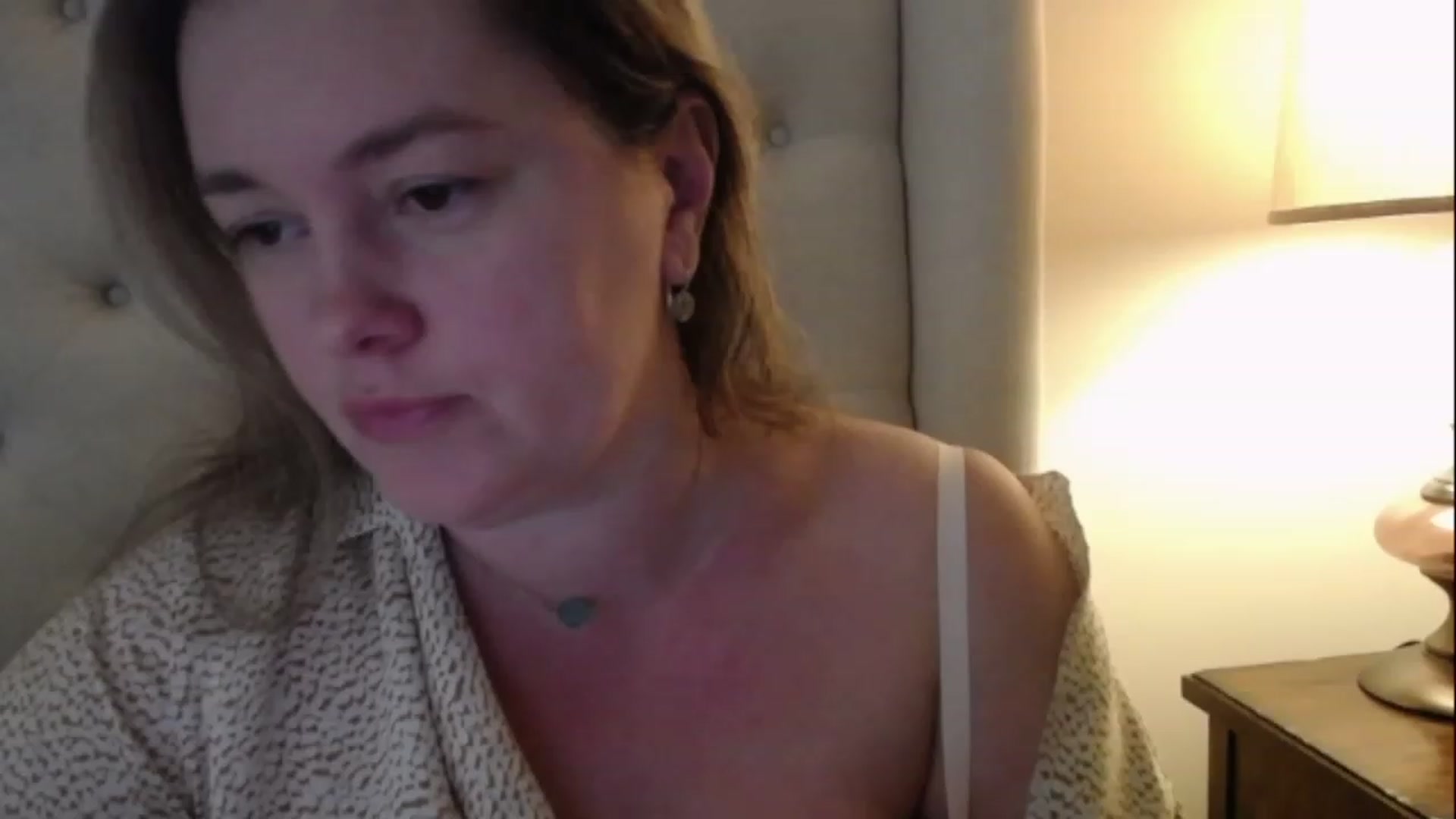 Gallery image thumbnail from J0llye's myfreecams stream on, 02/28/2023, 18:12 image 3 of 20